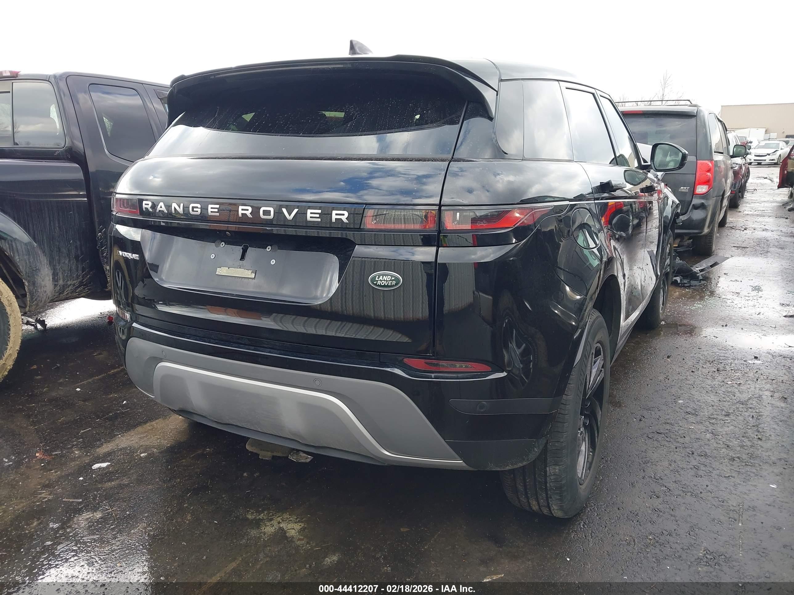 LAND ROVER image 4