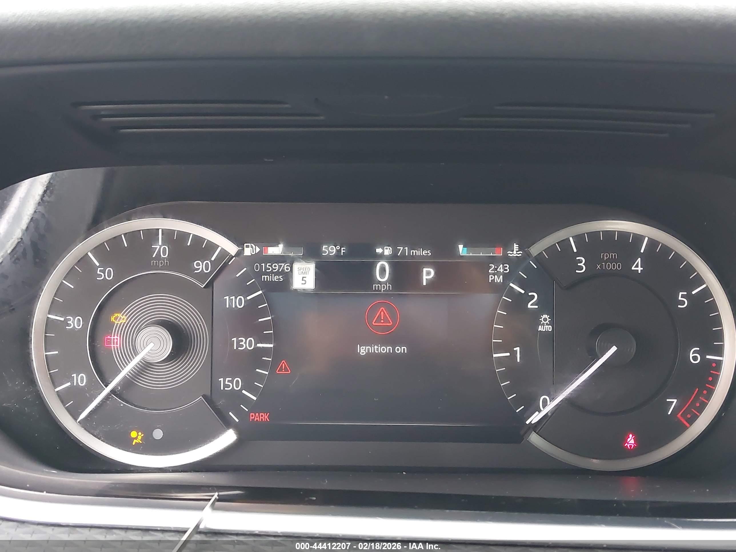 LAND ROVER image 7