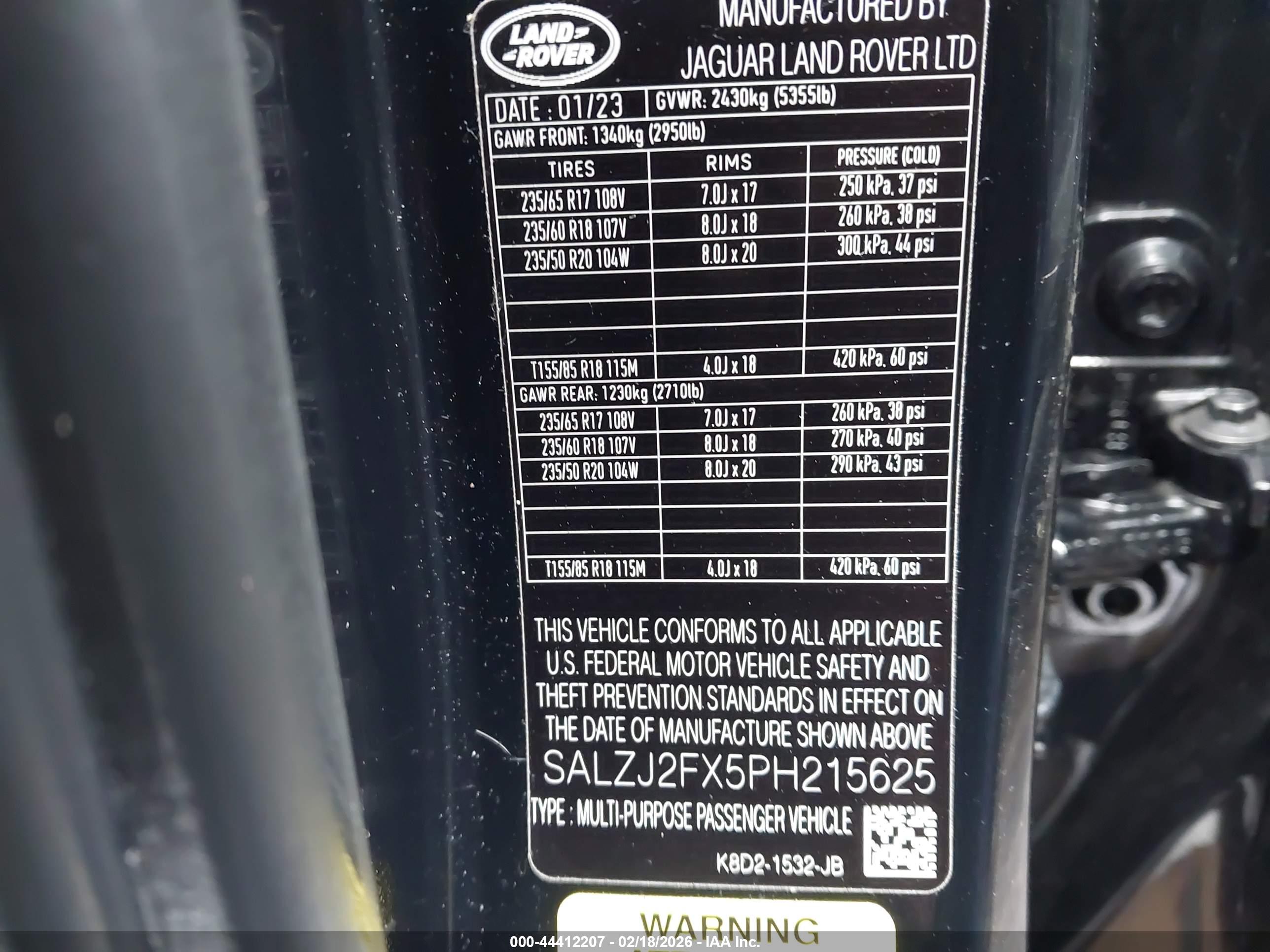 LAND ROVER image 9