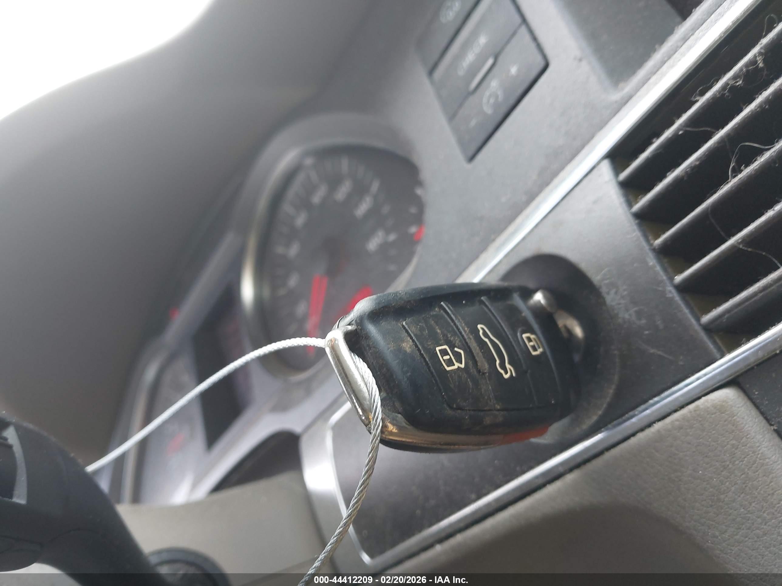 AUDI A6 image 11
