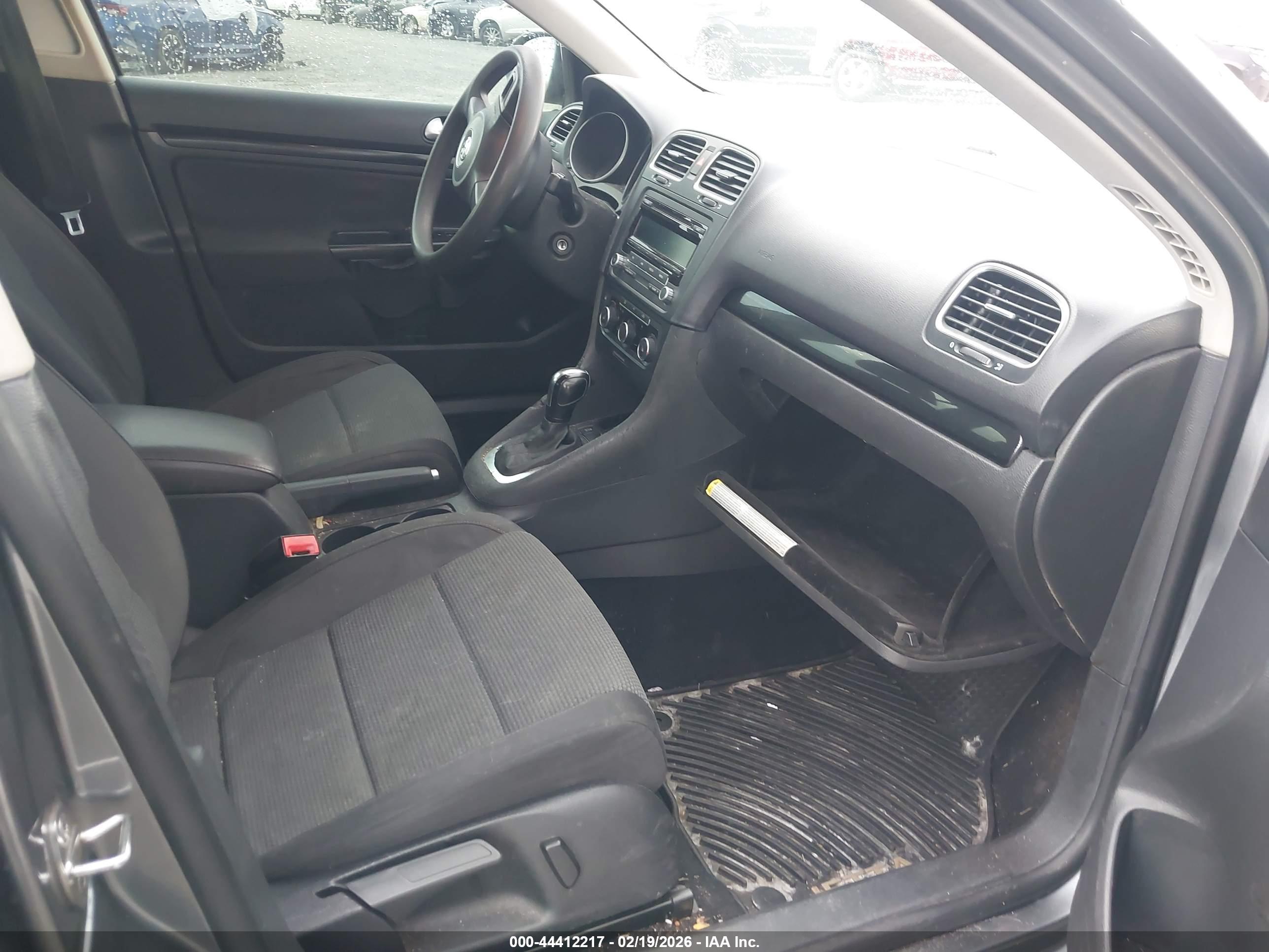 VOLKSWAGEN JETTA image 5