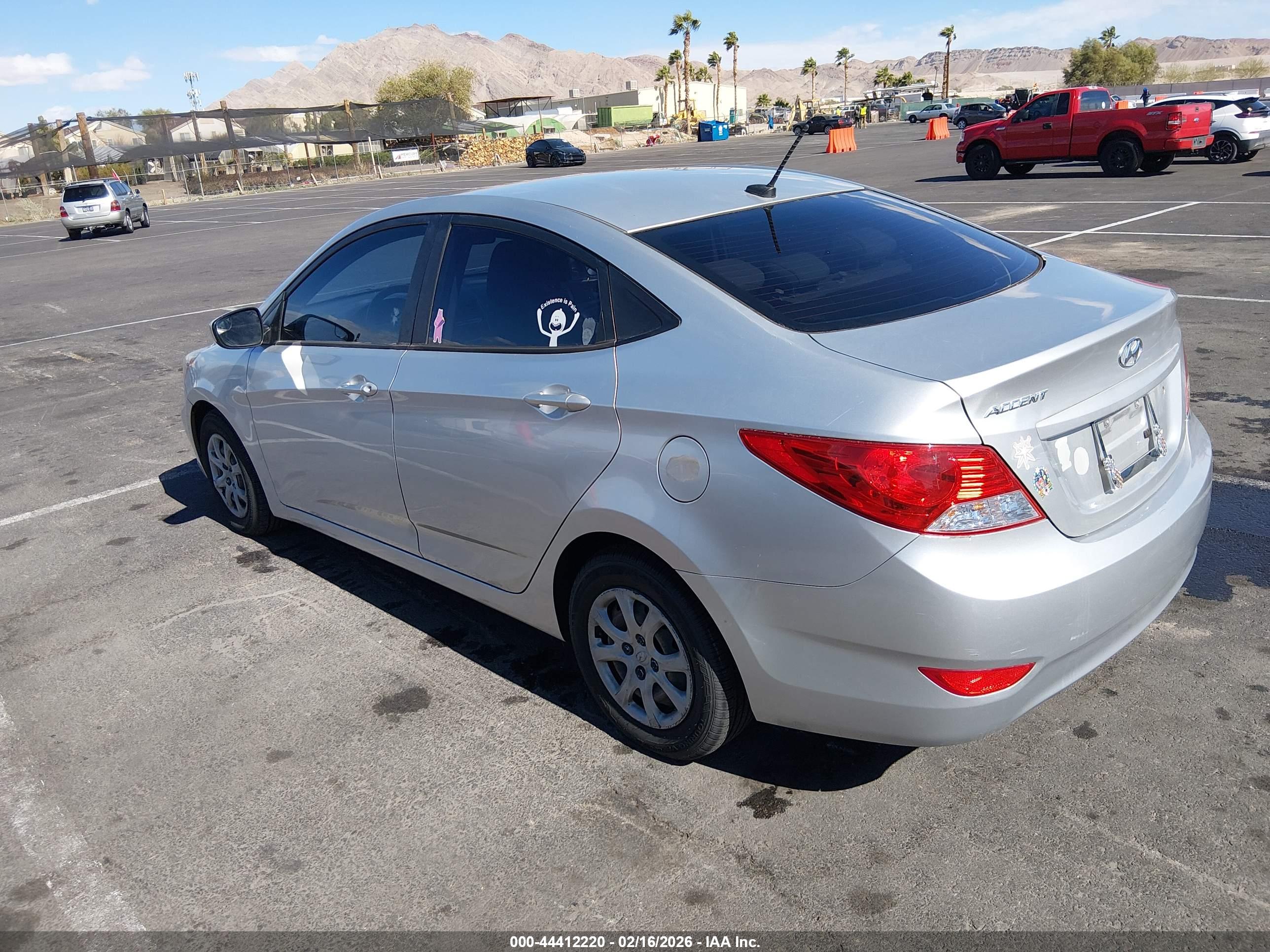 HYUNDAI ACCENT image 3