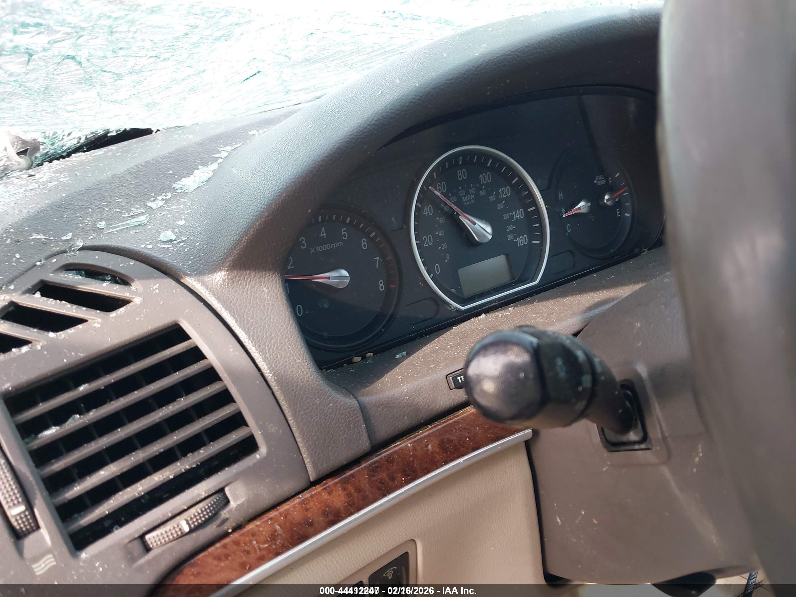 HYUNDAI SONATA image 7