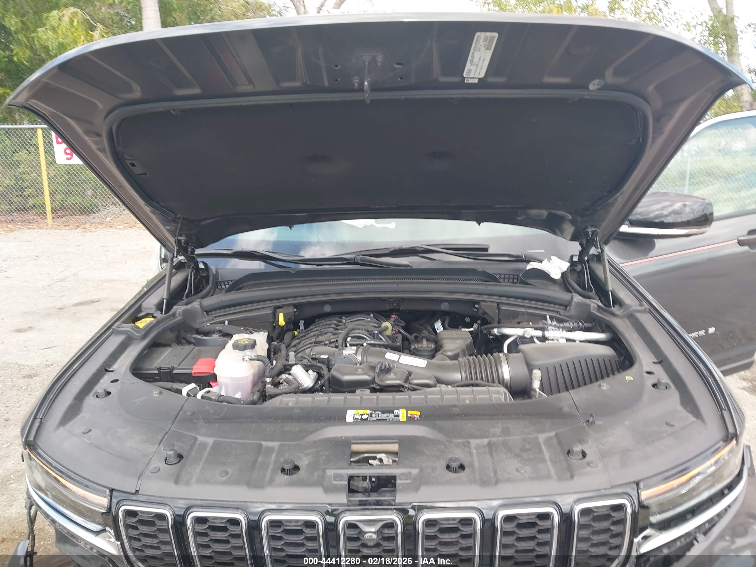 JEEP GRAND image 10