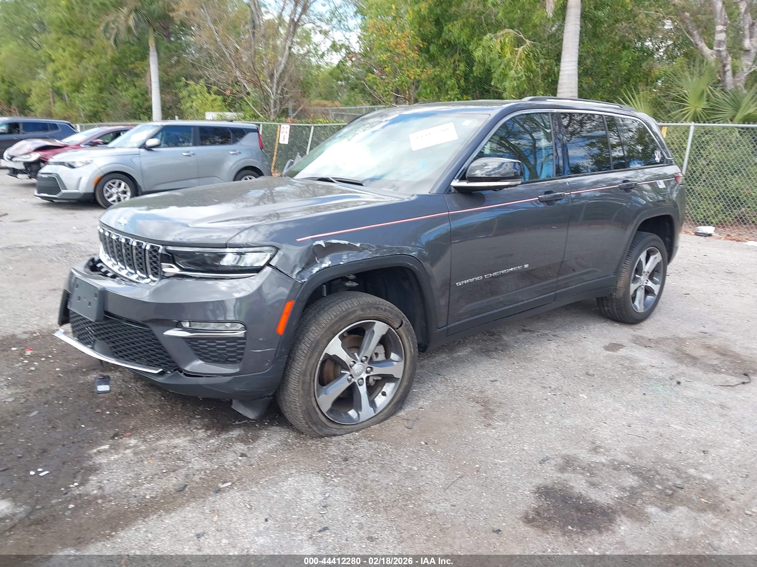 JEEP GRAND image 2