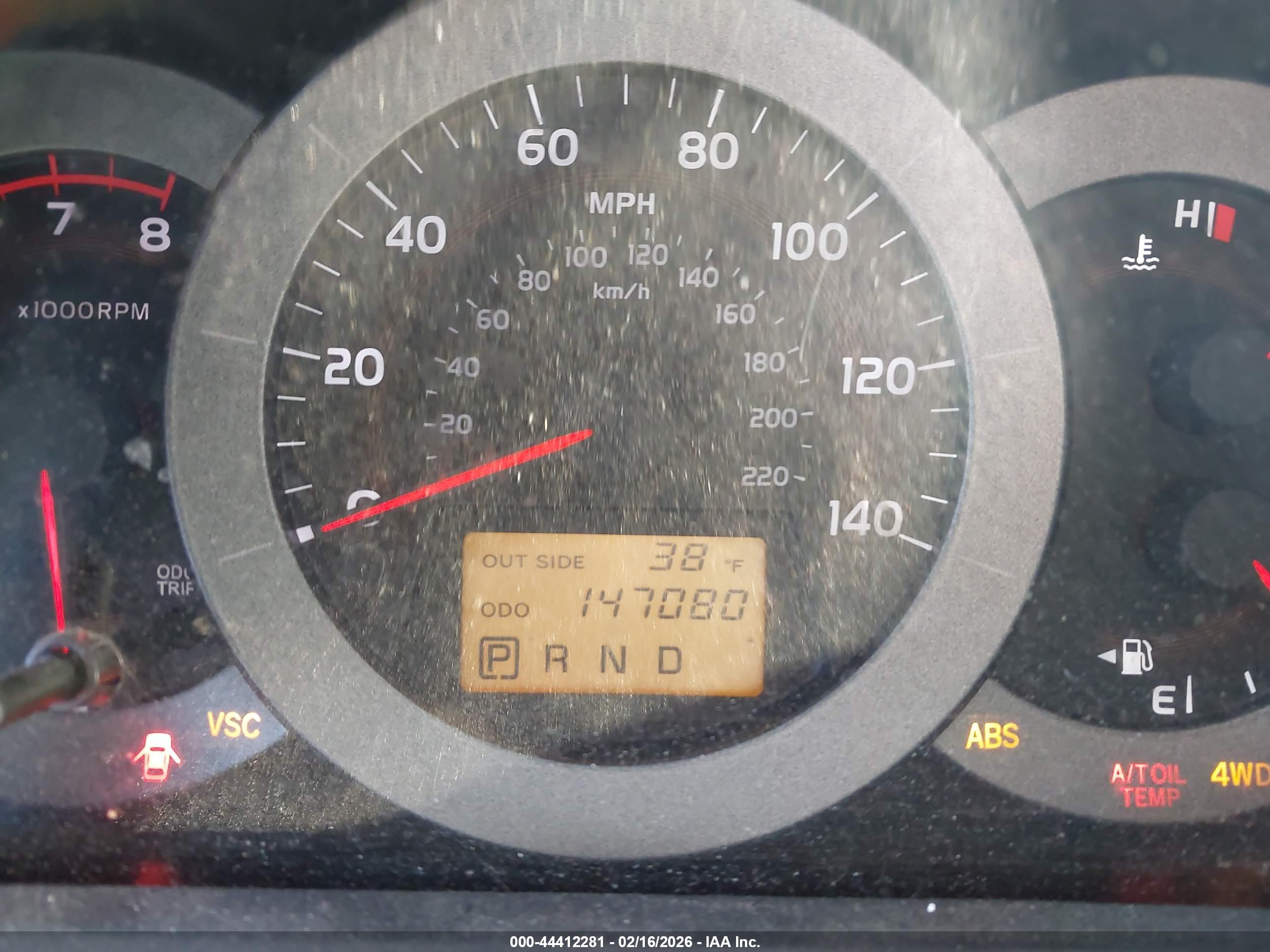 TOYOTA RAV4 image 7