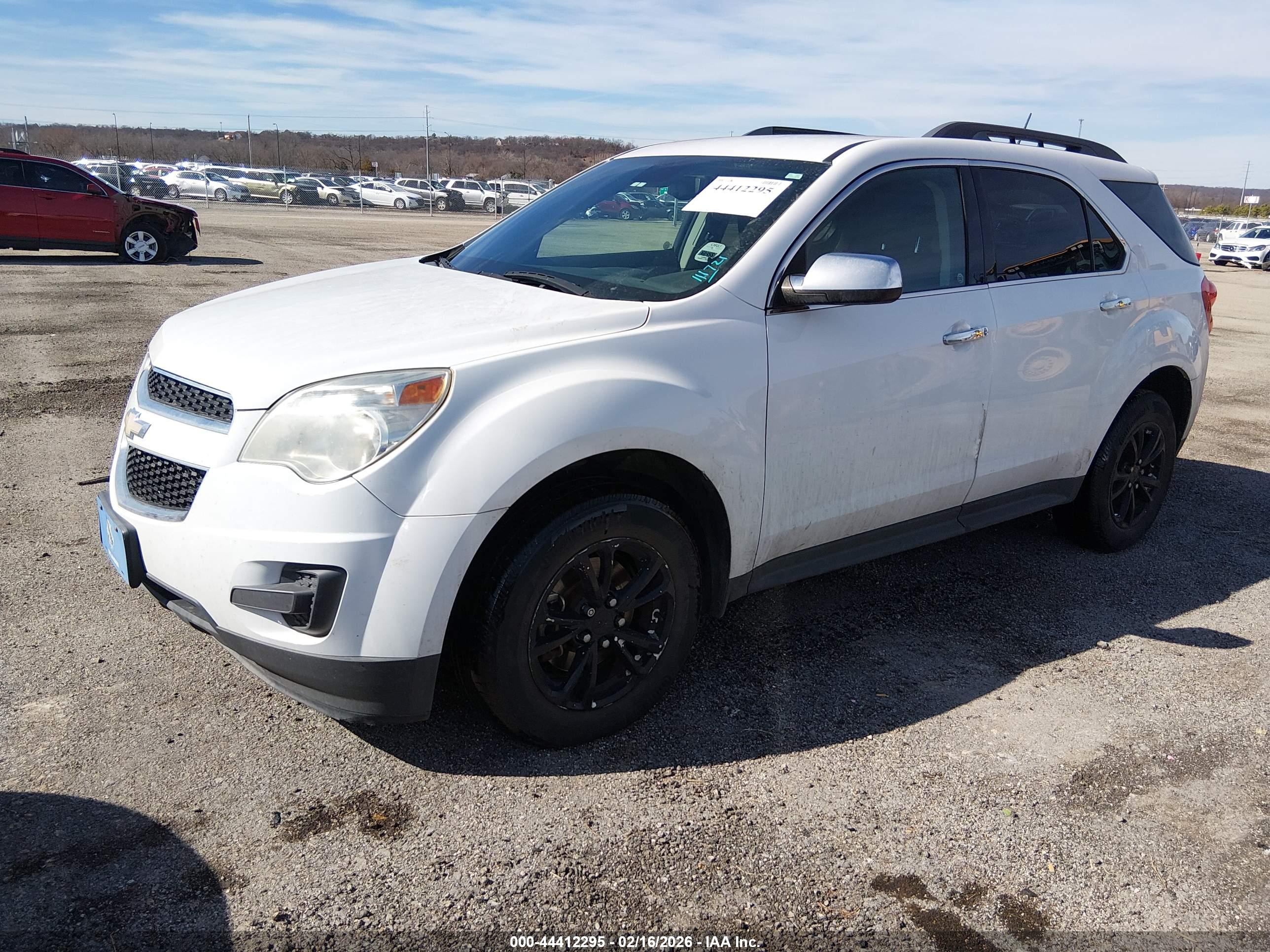 CHEVROLET EQUINOX image 2