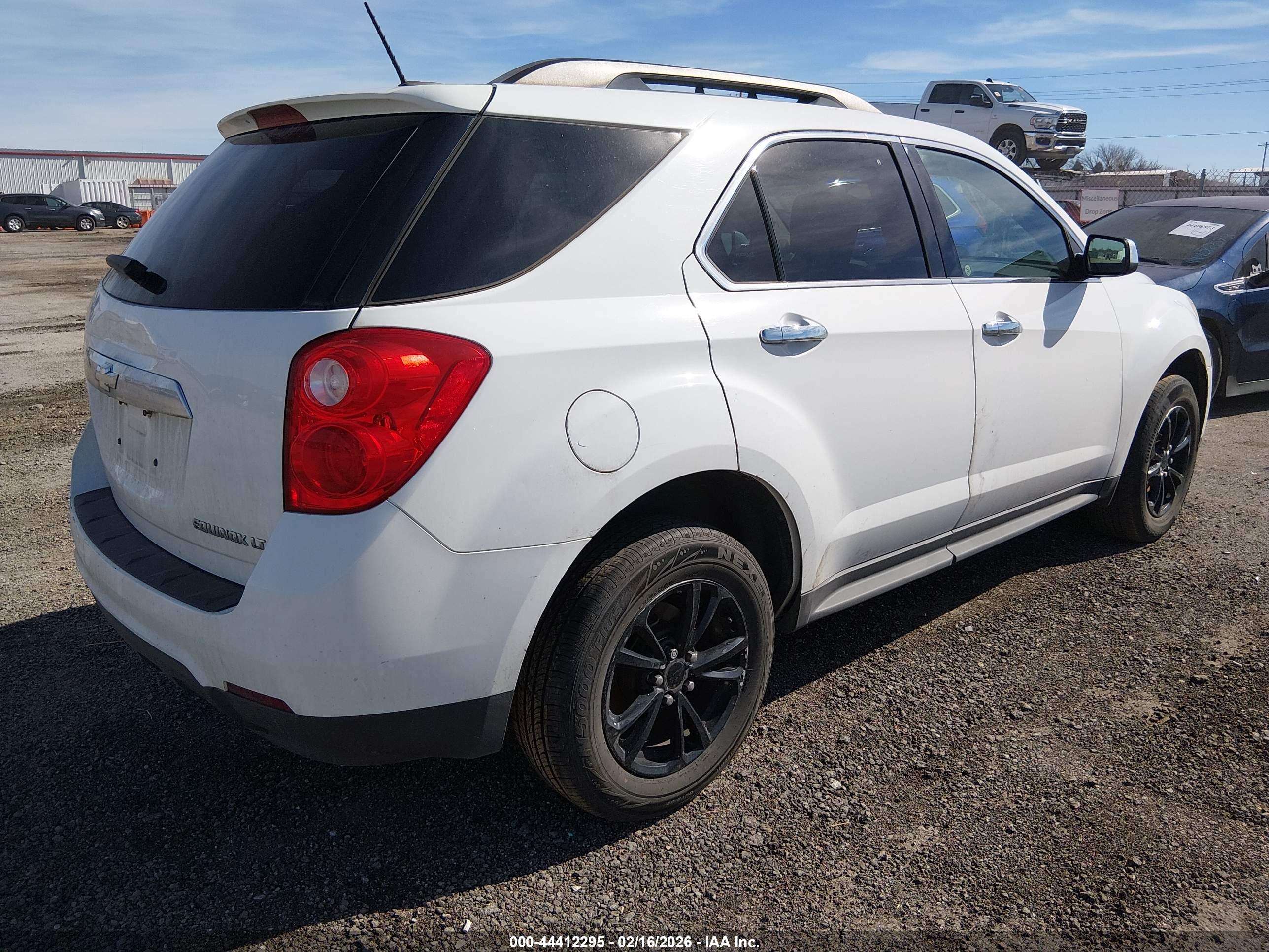 CHEVROLET EQUINOX image 4
