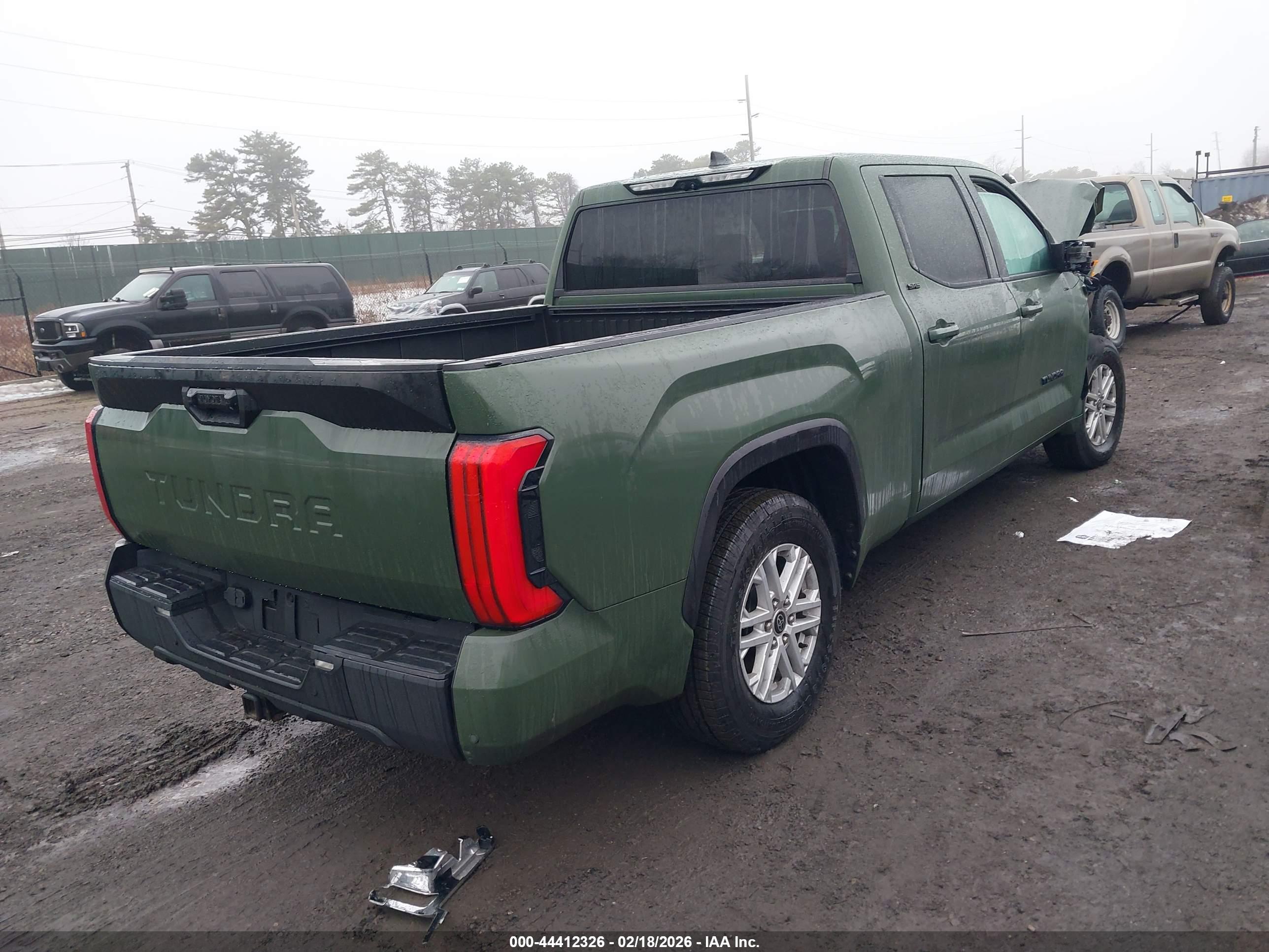 TOYOTA TUNDRA image 4