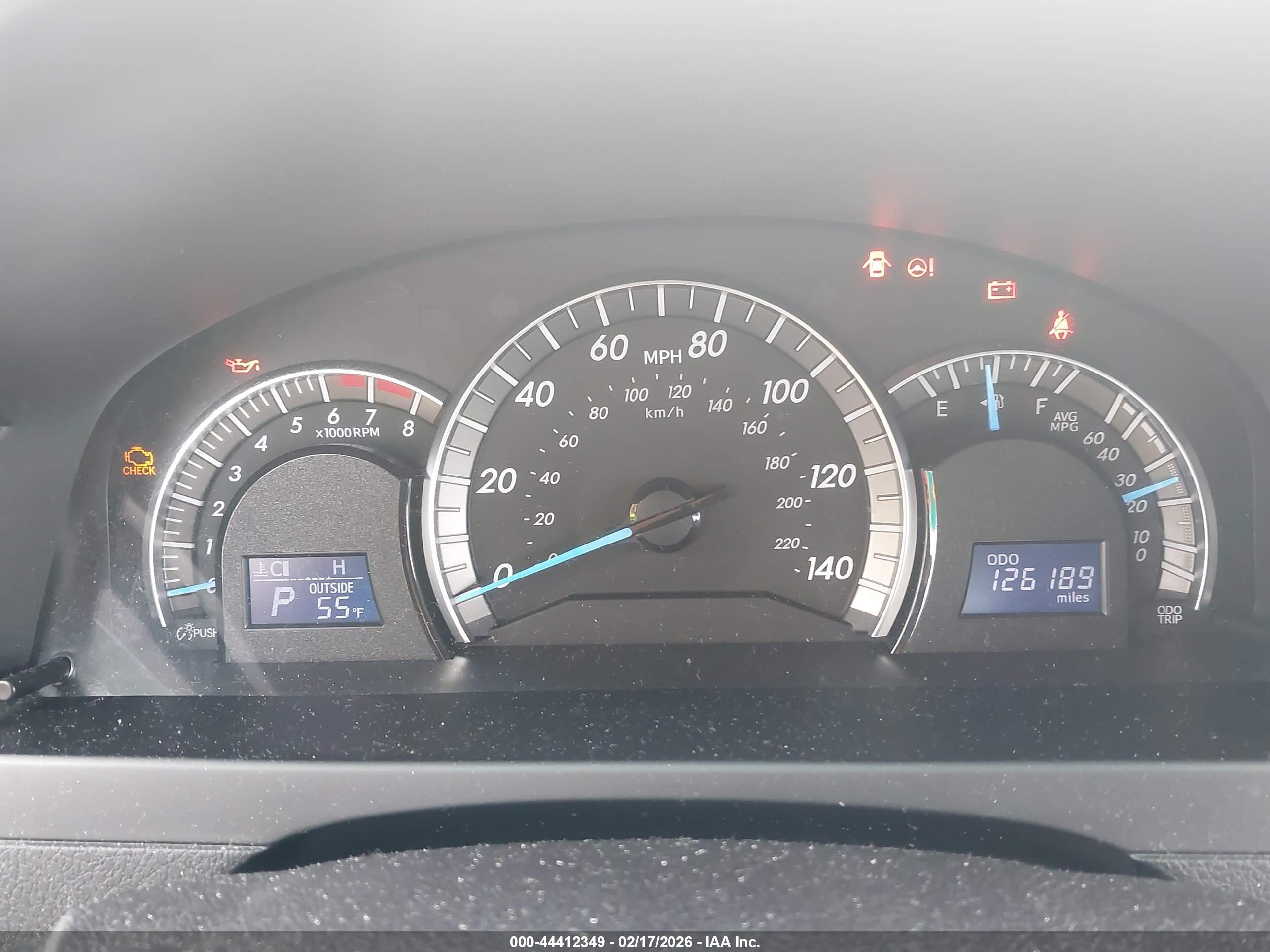 TOYOTA CAMRY image 7