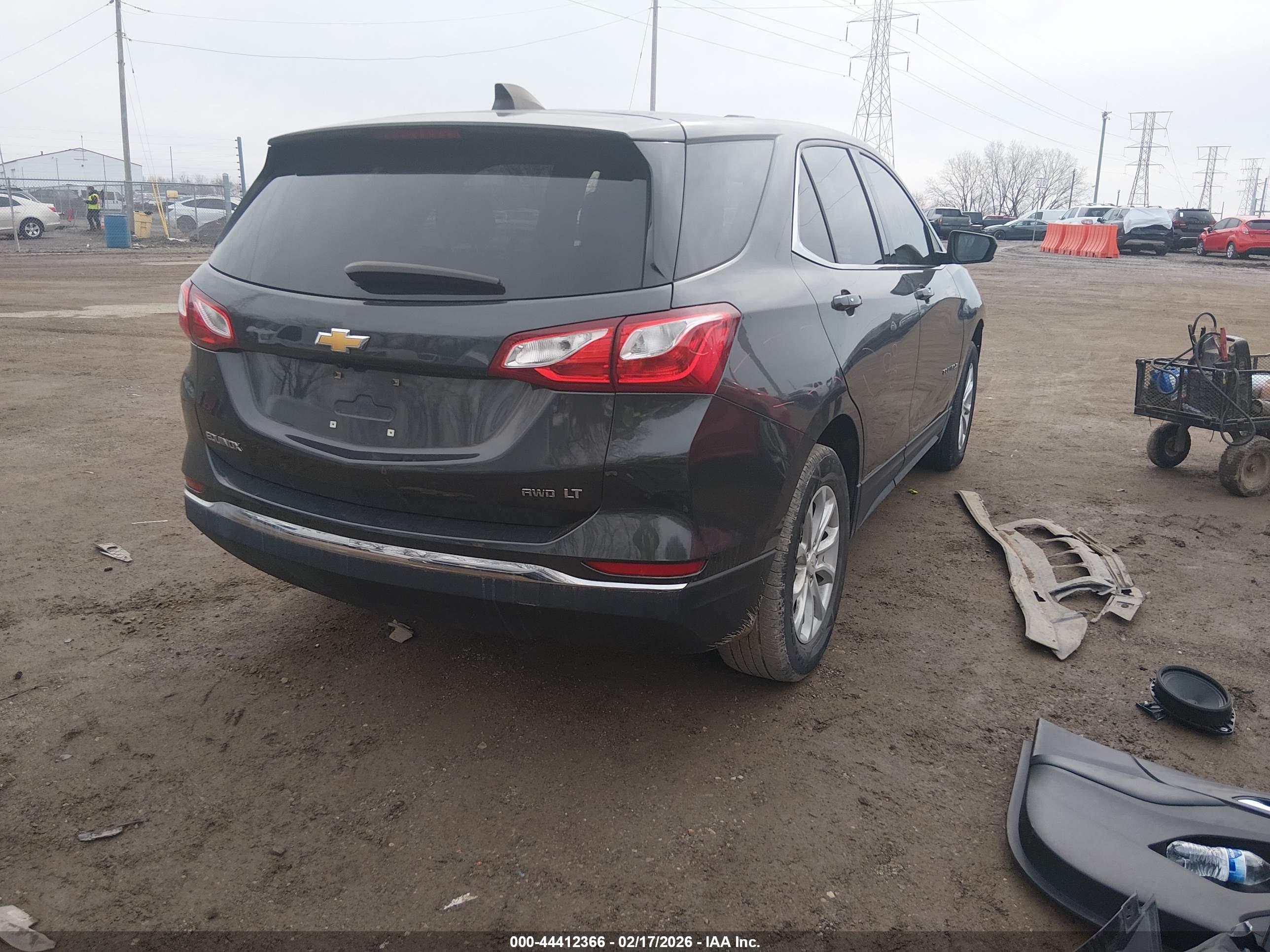 CHEVROLET EQUINOX image 4