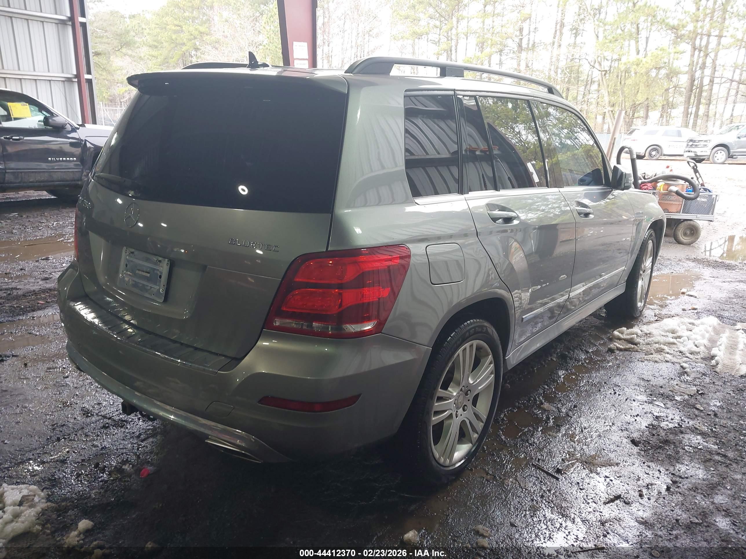 MERCEDES-BENZ GLK image 4