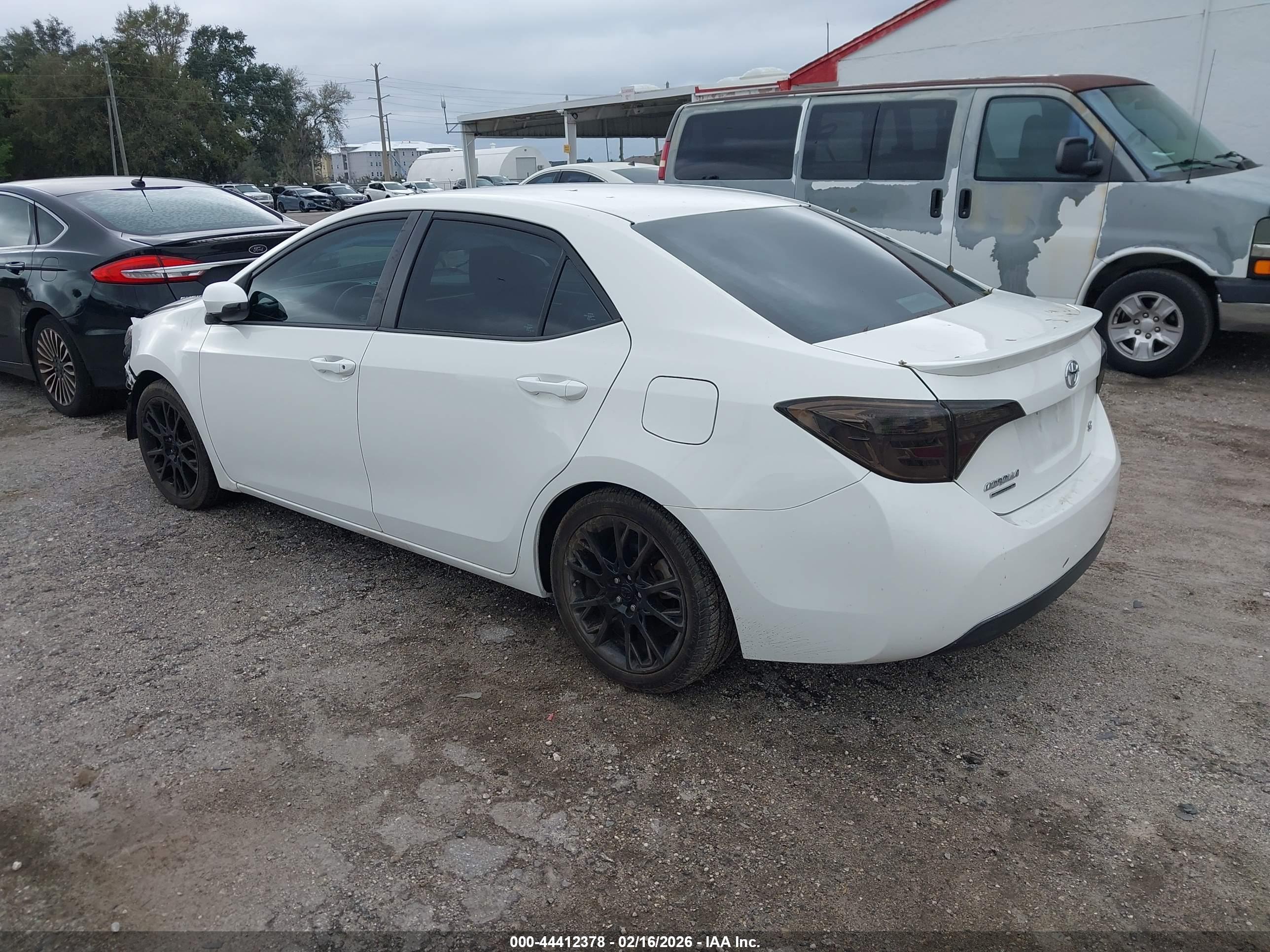 TOYOTA COROLLA image 3