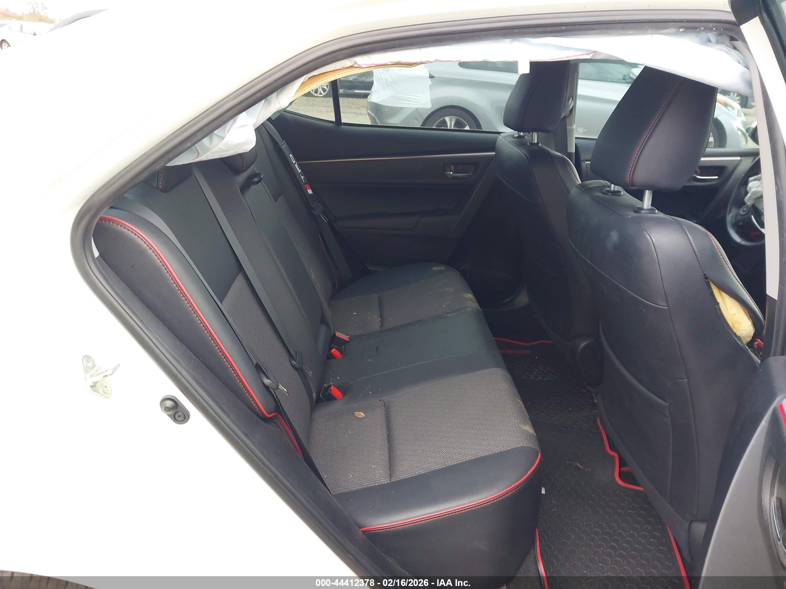 TOYOTA COROLLA image 8