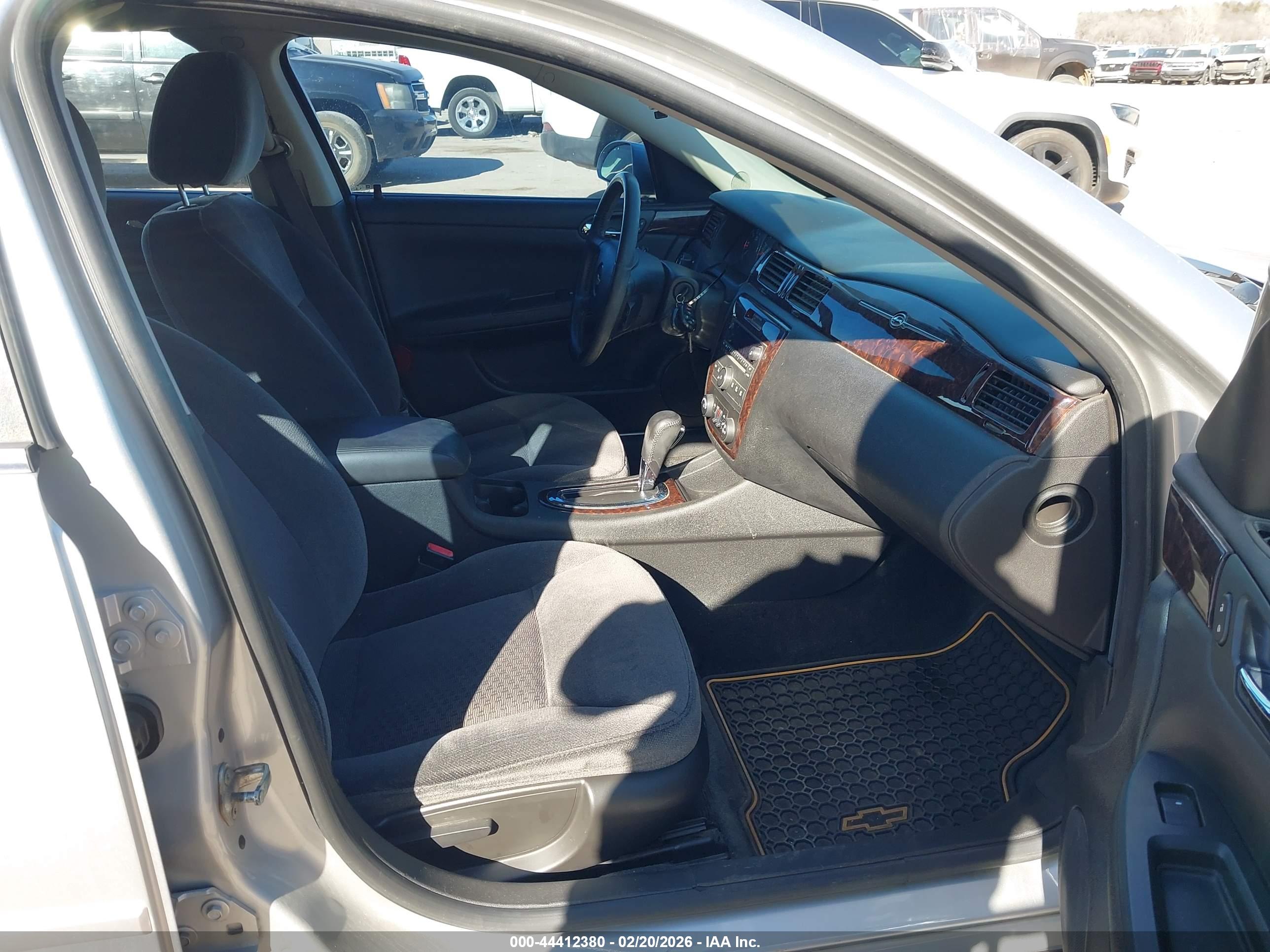 CHEVROLET IMPALA image 5