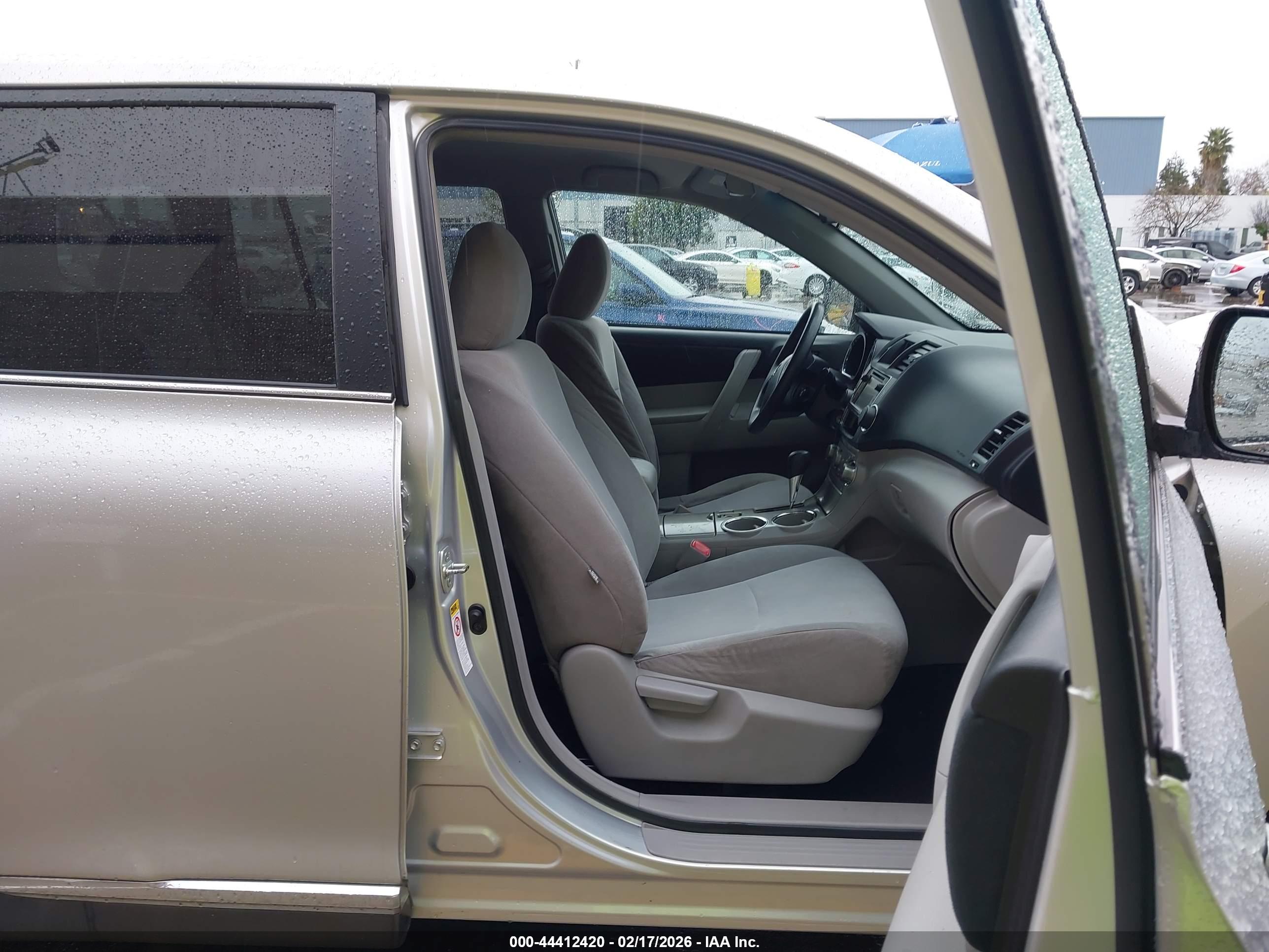 TOYOTA HIGHLANDER image 5
