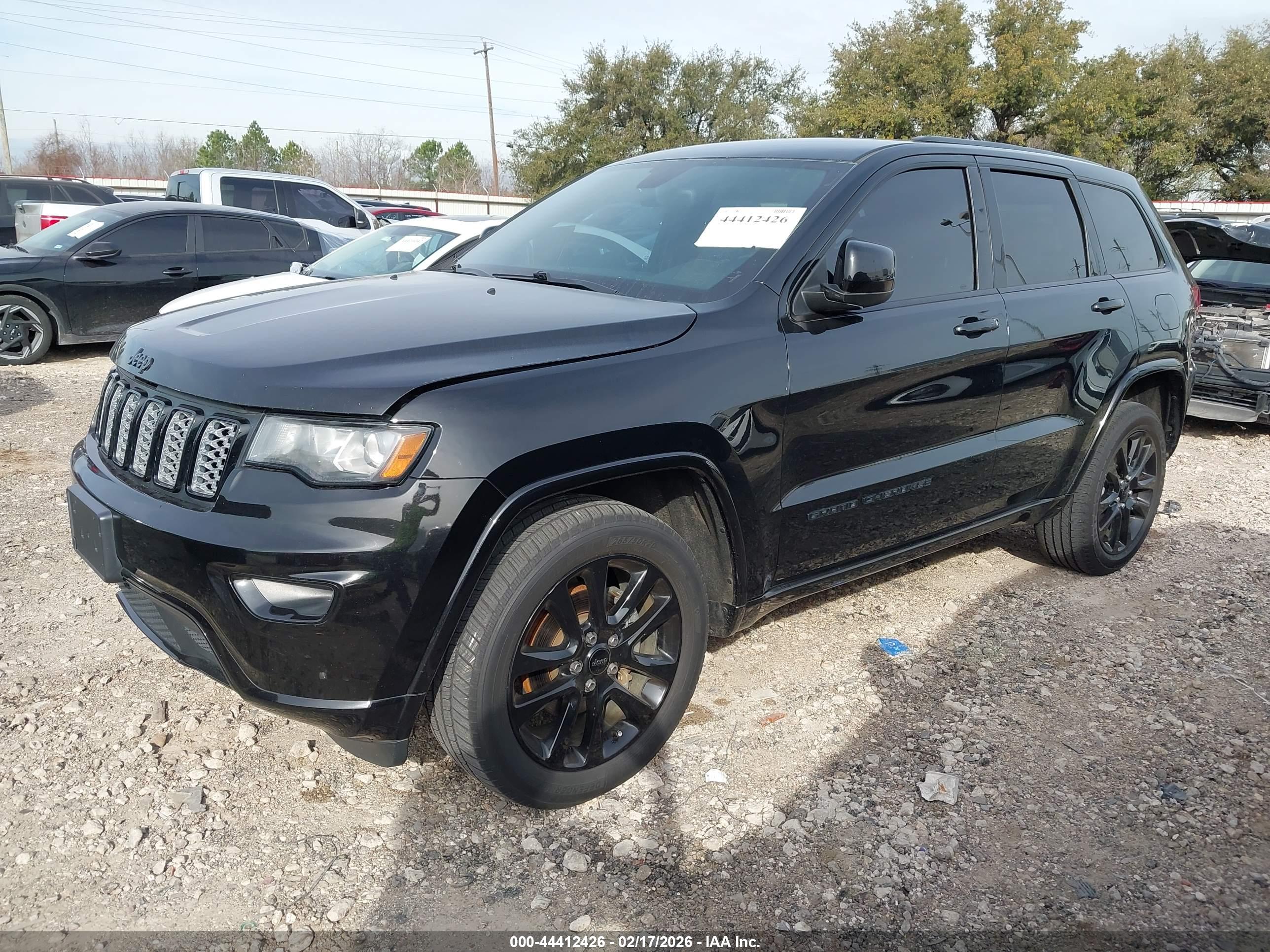 JEEP GRAND image 2