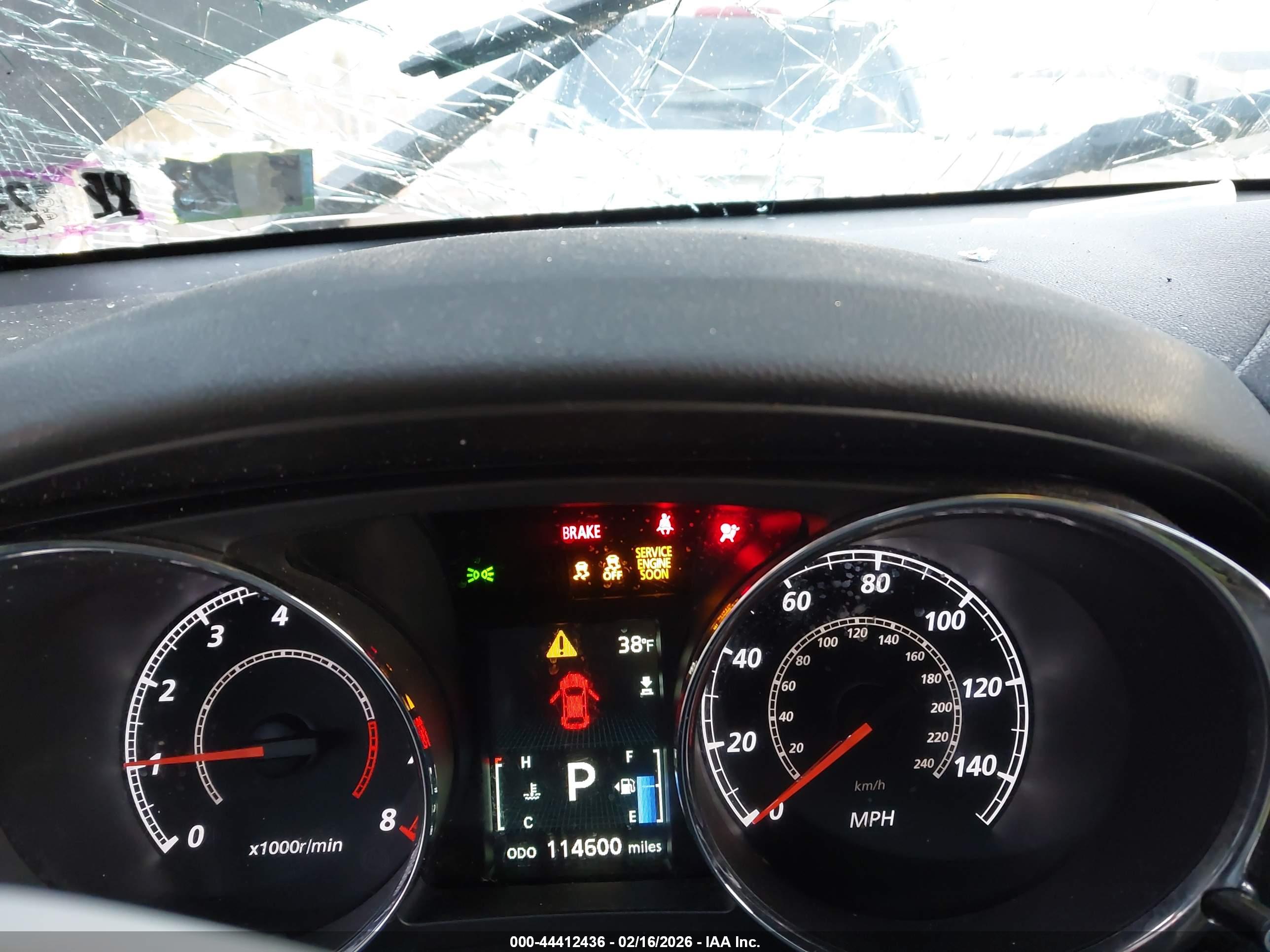 MITSUBISHI OUTLANDER image 7