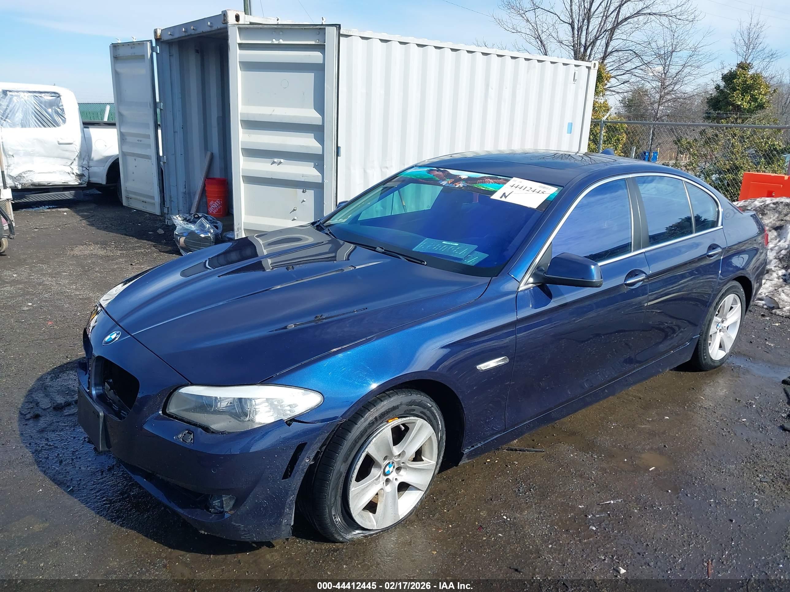 BMW 528I image 2