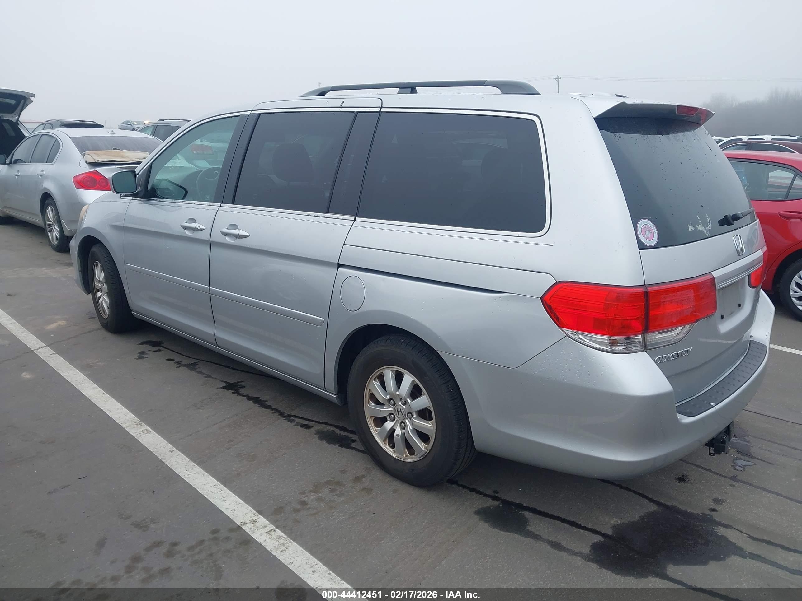 HONDA ODYSSEY image 3