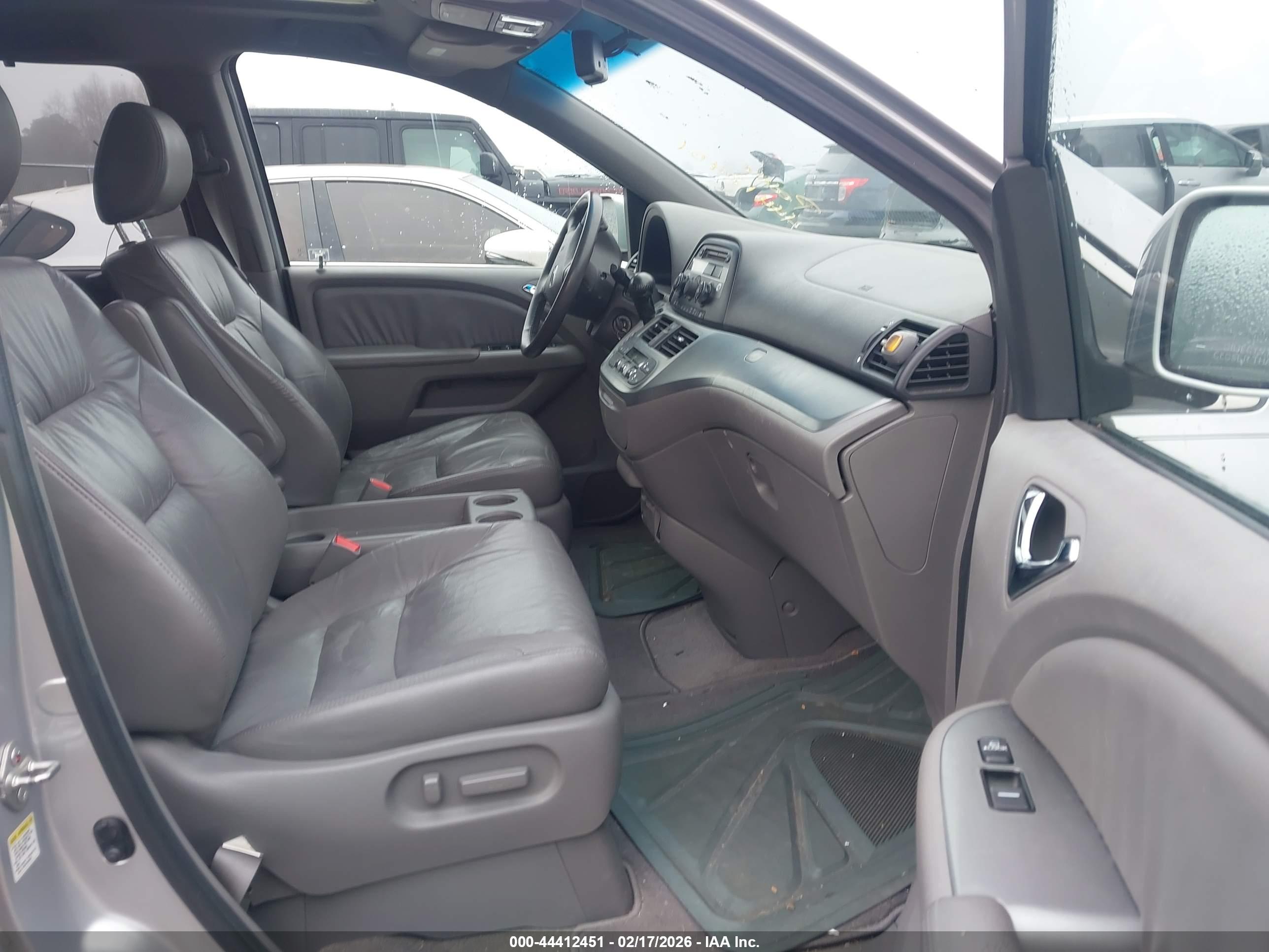 HONDA ODYSSEY image 5