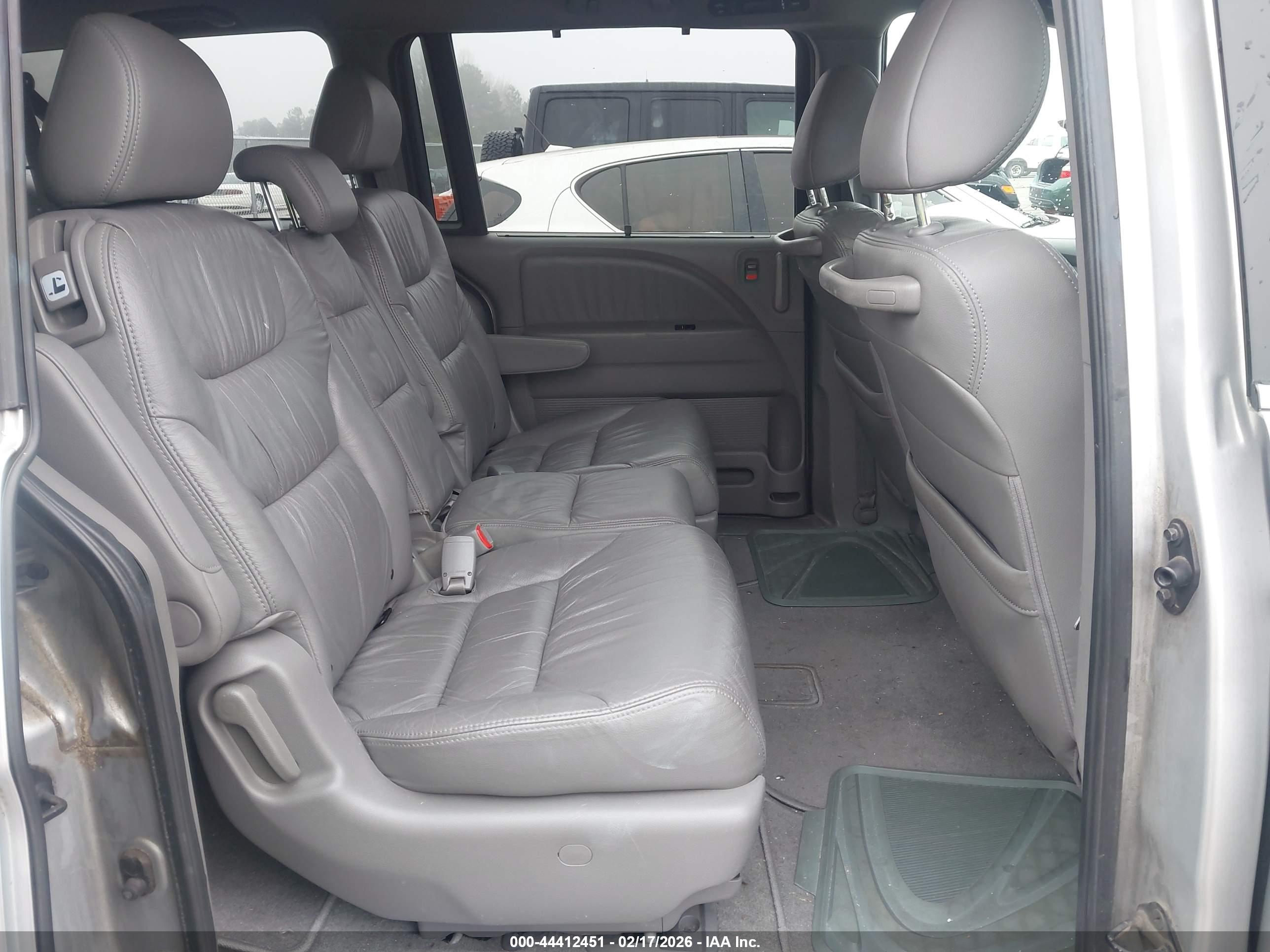 HONDA ODYSSEY image 8