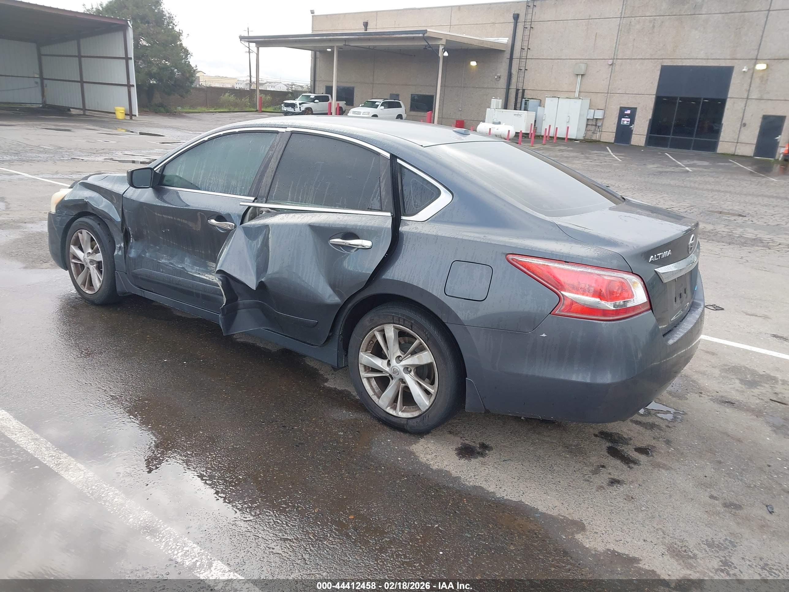 NISSAN ALTIMA image 3