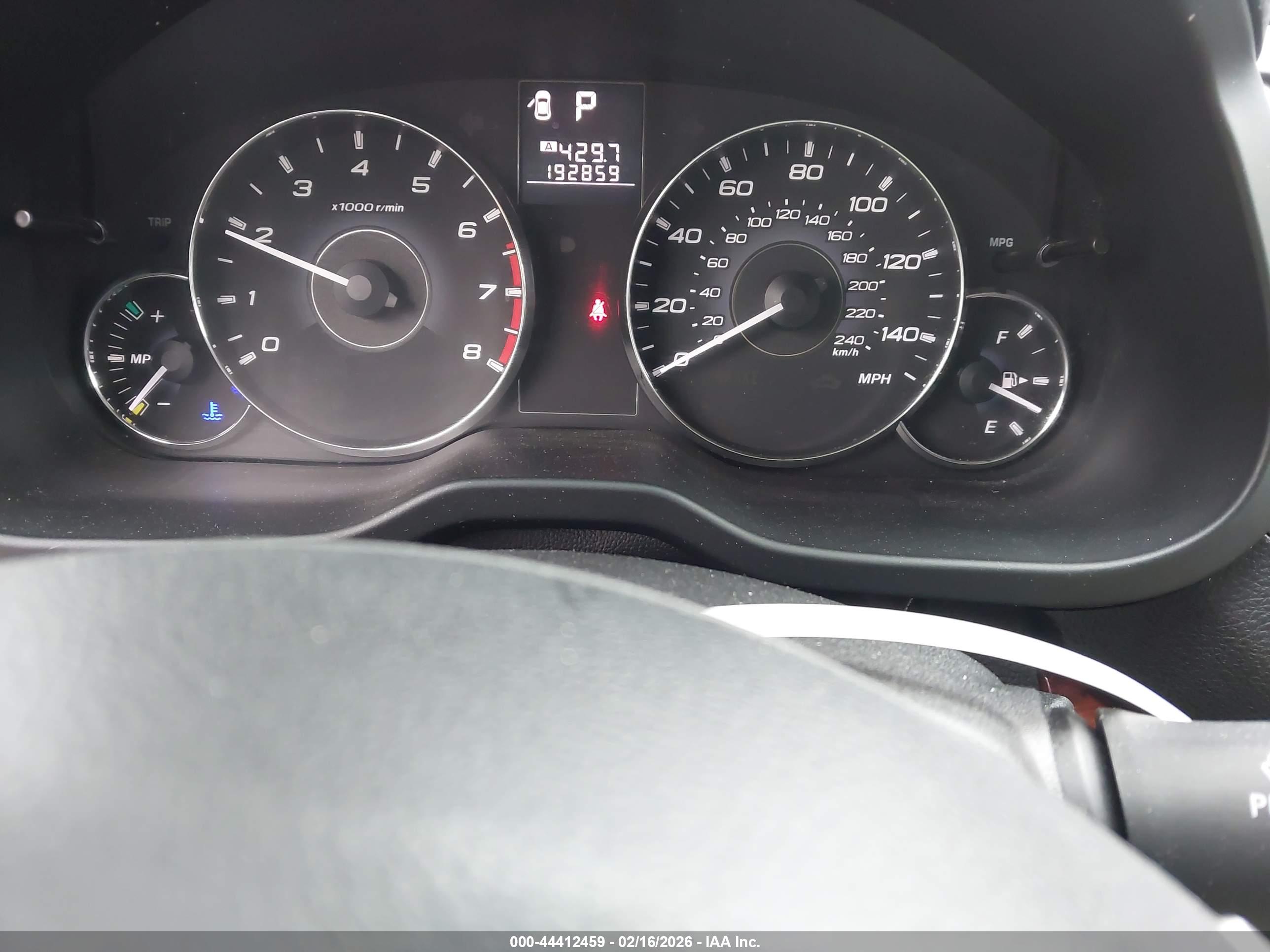 SUBARU OUTBACK image 7