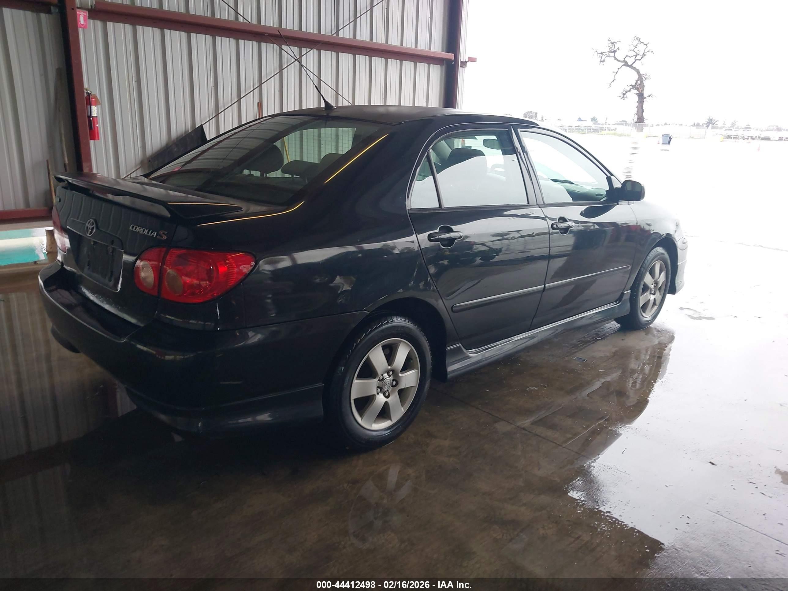 TOYOTA COROLLA image 4