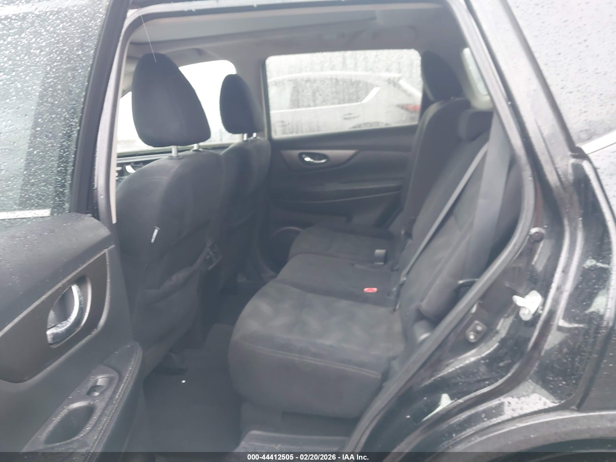 NISSAN ROGUE image 8