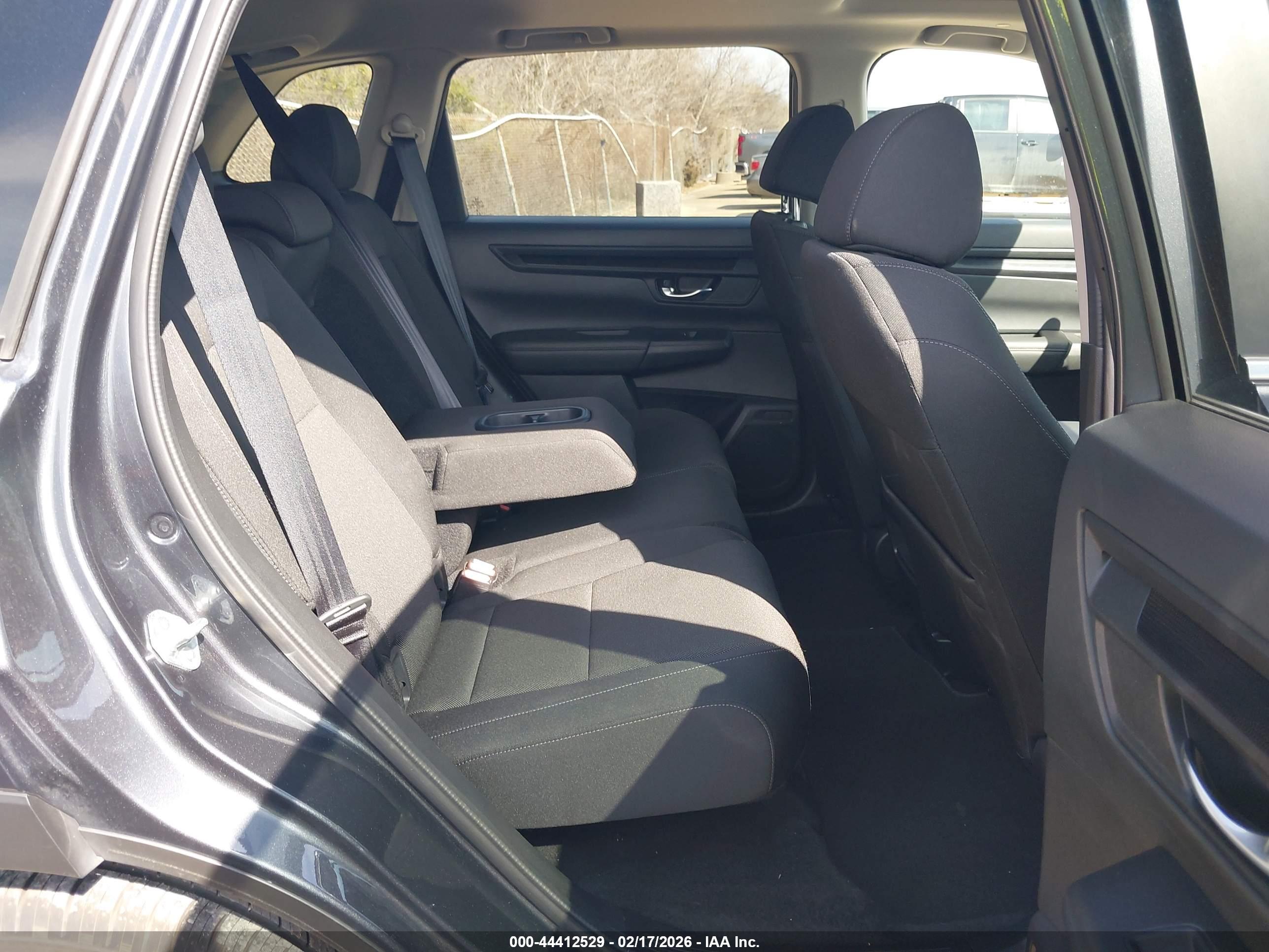 HONDA CR-V image 8