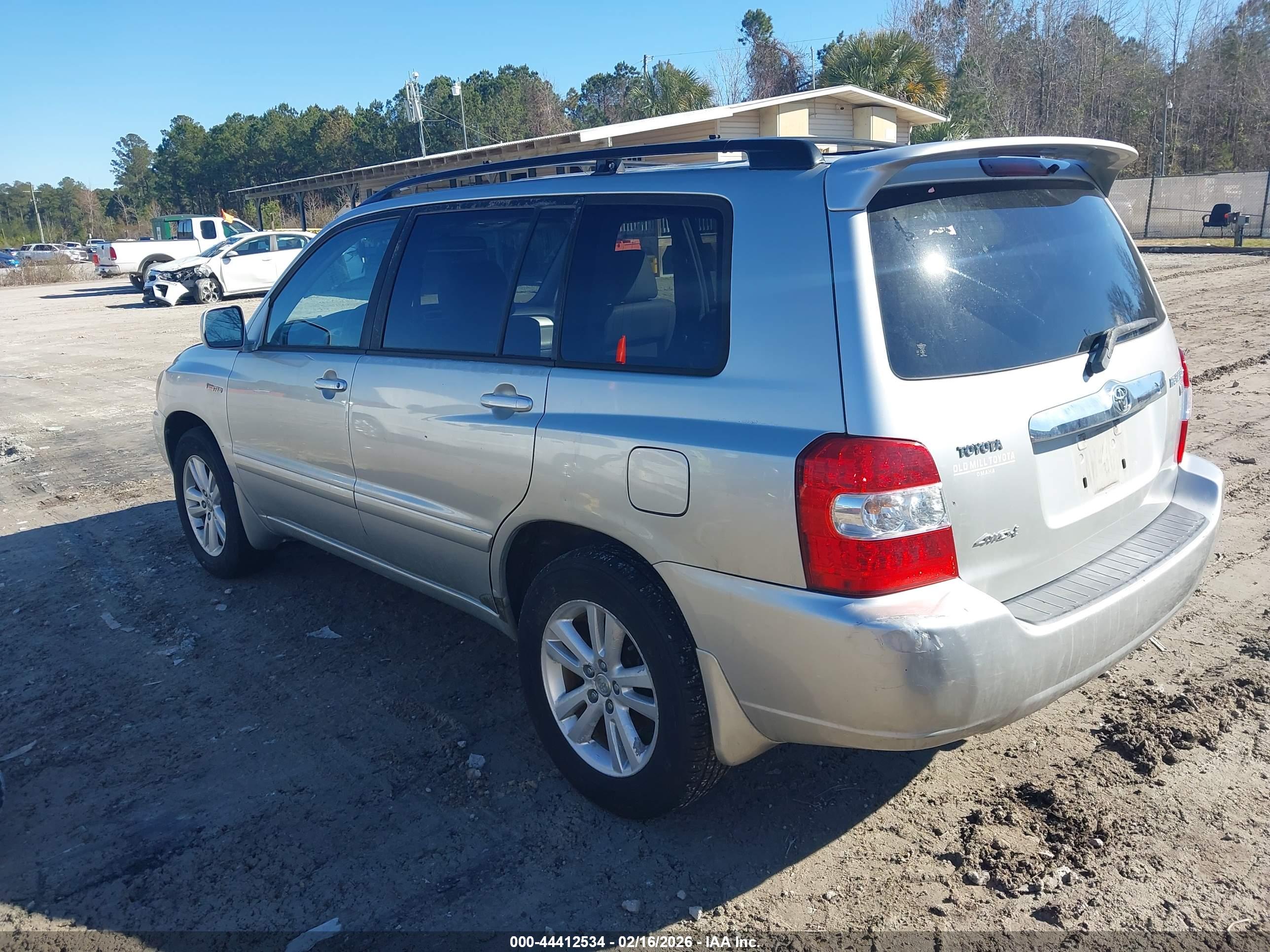 TOYOTA HIGHLANDER image 3