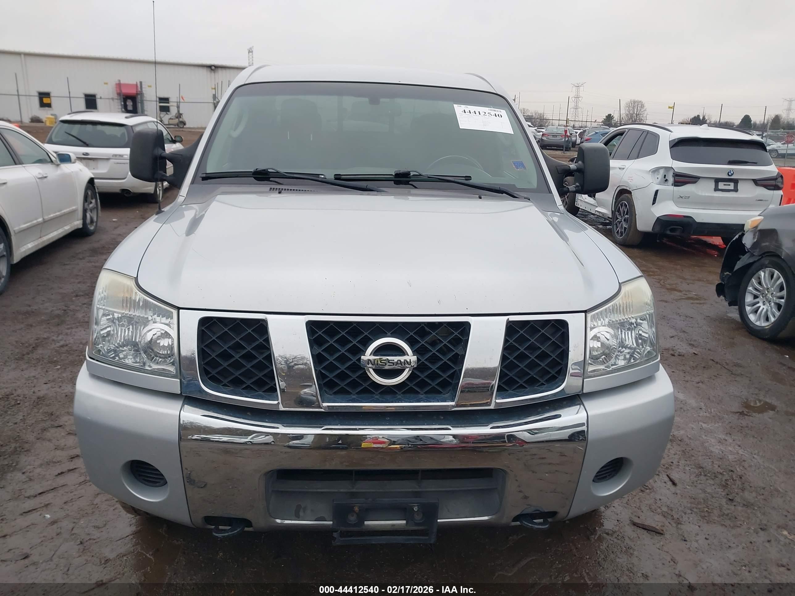 NISSAN TITAN image 6
