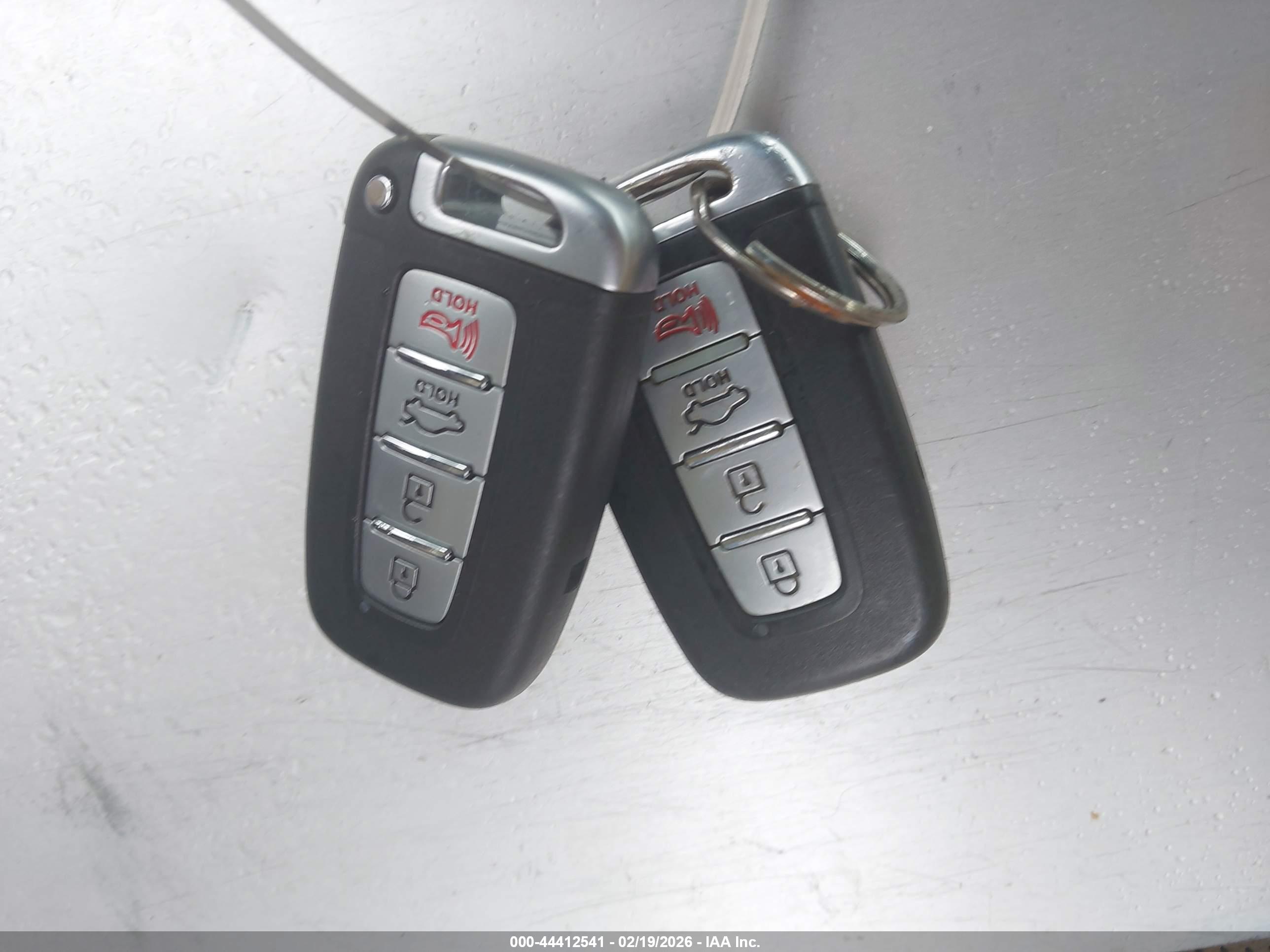 HYUNDAI SONATA image 11