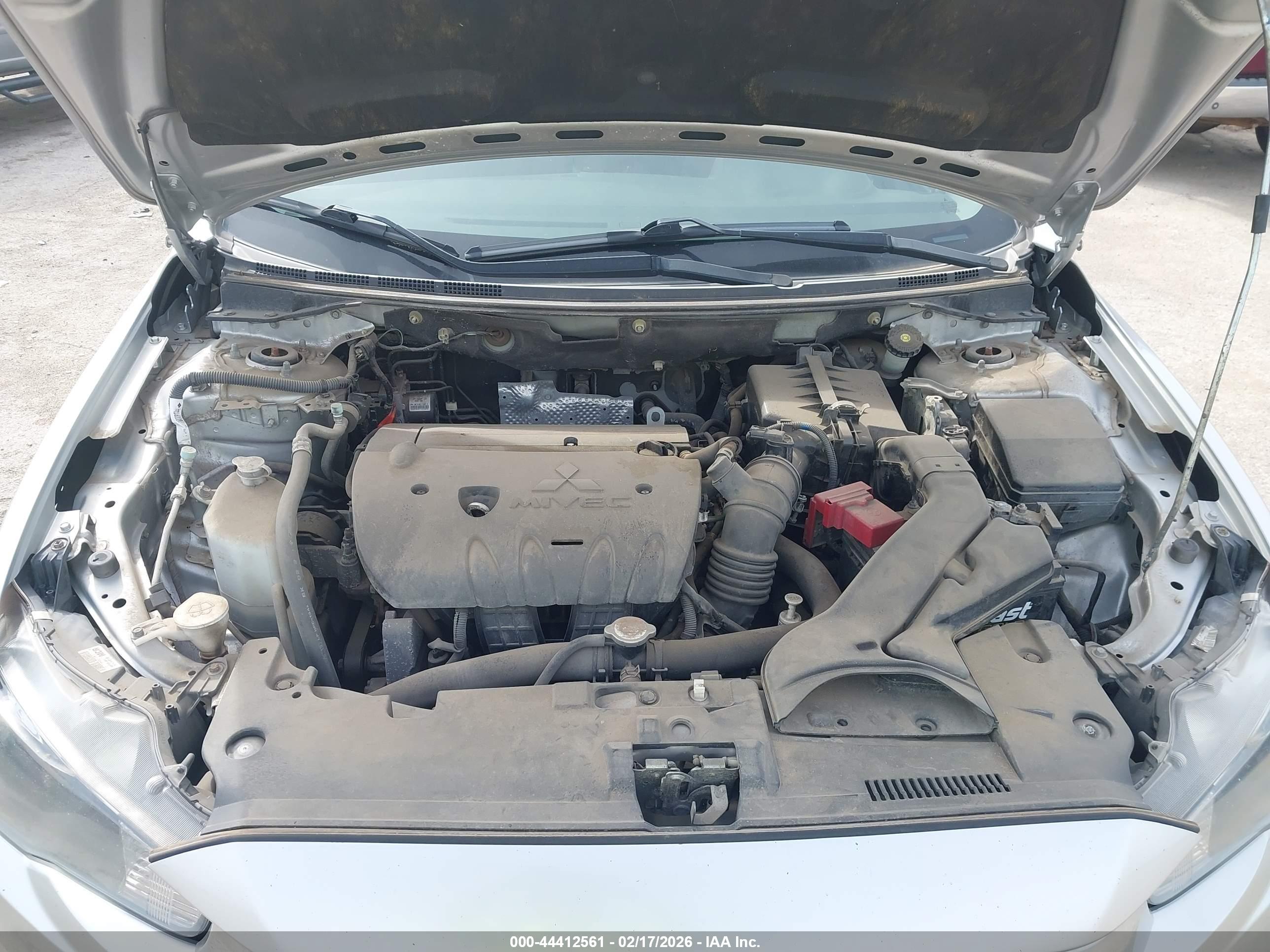 MITSUBISHI LANCER image 10