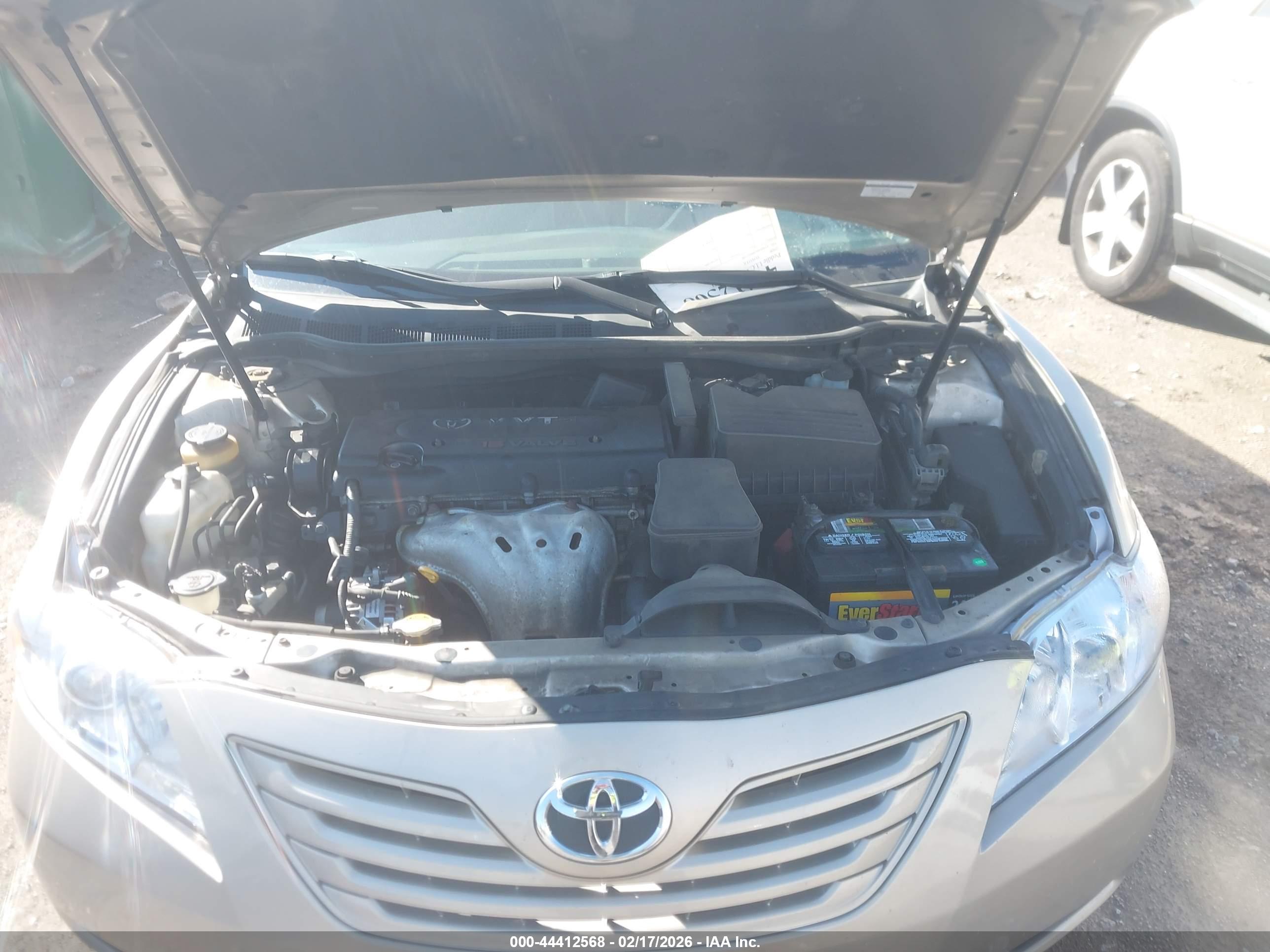 TOYOTA CAMRY image 10