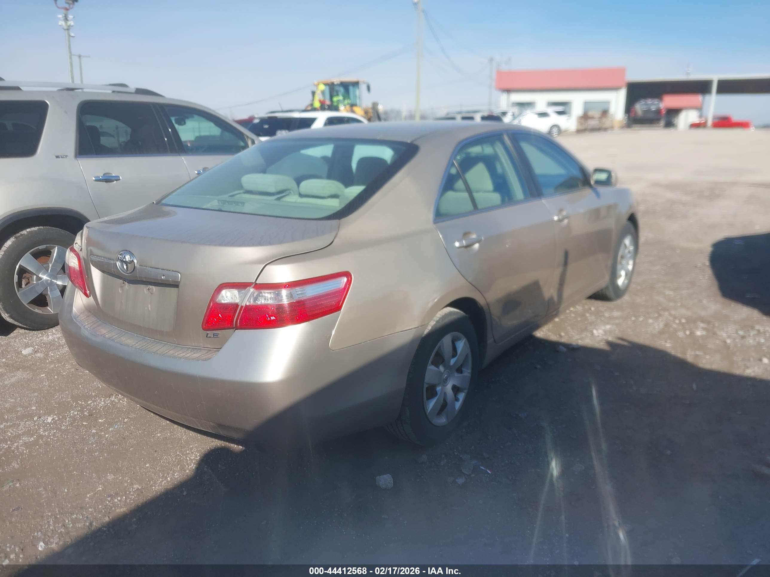 TOYOTA CAMRY image 4