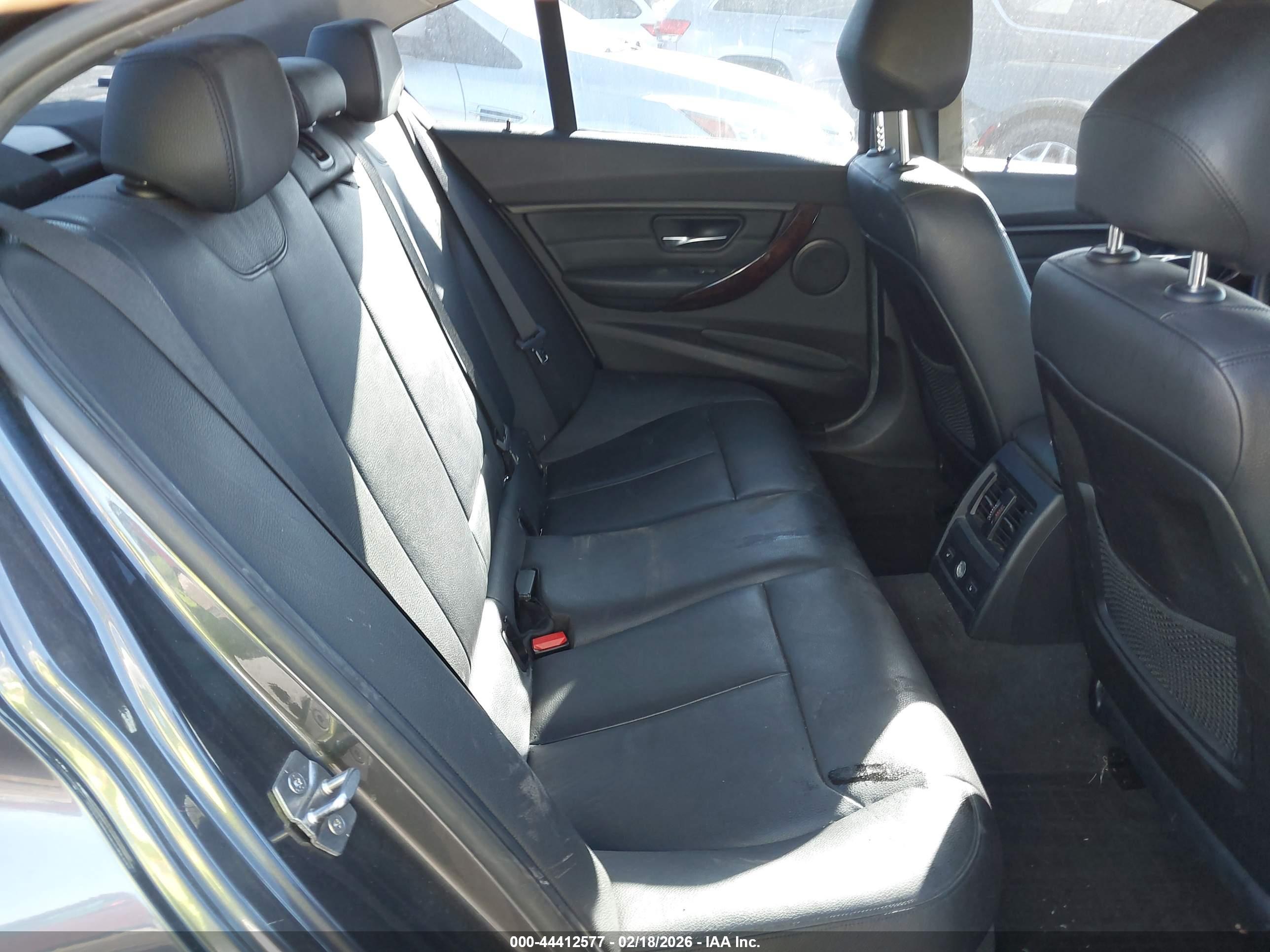 BMW 328I image 8