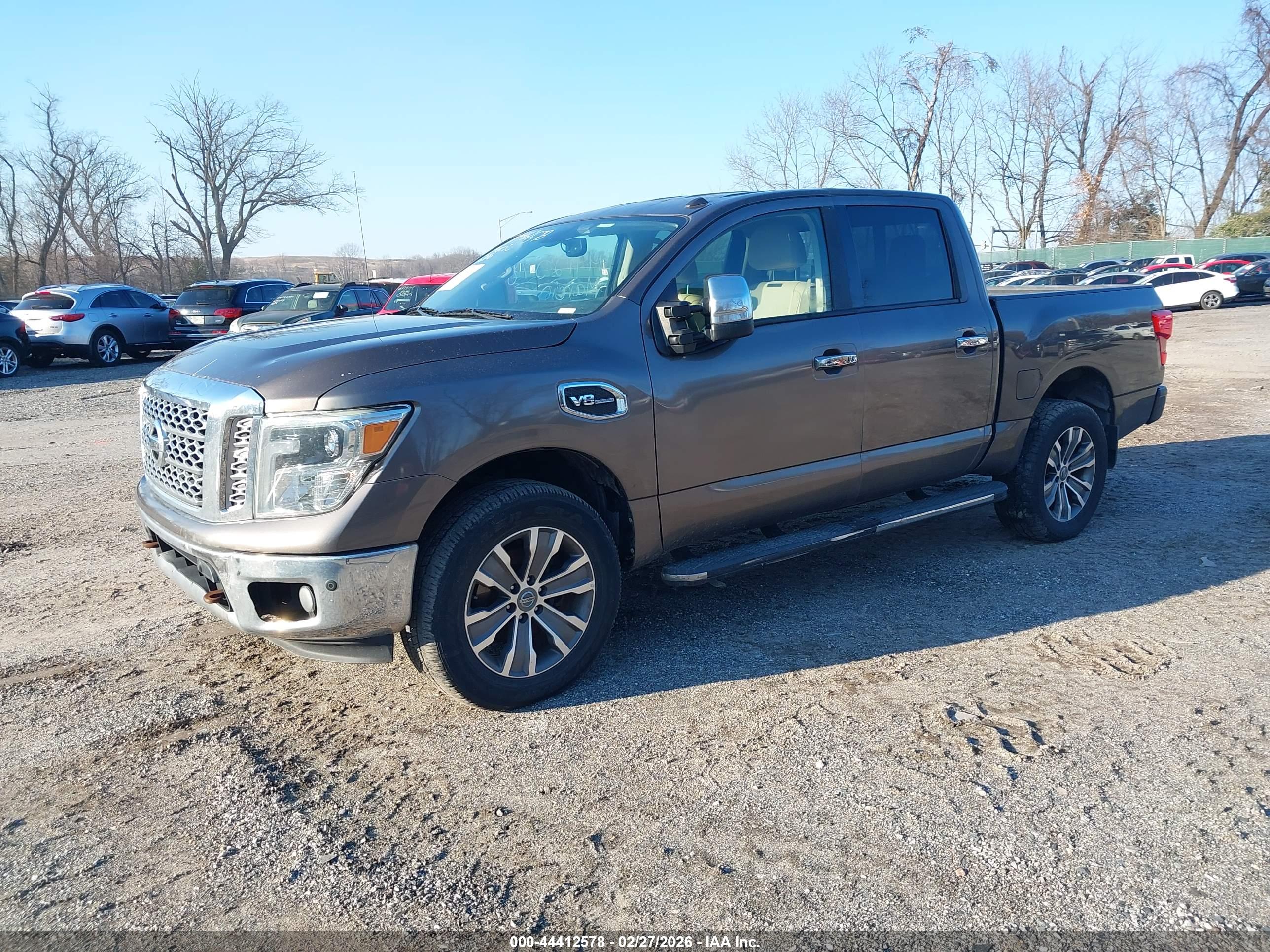 NISSAN TITAN image 2
