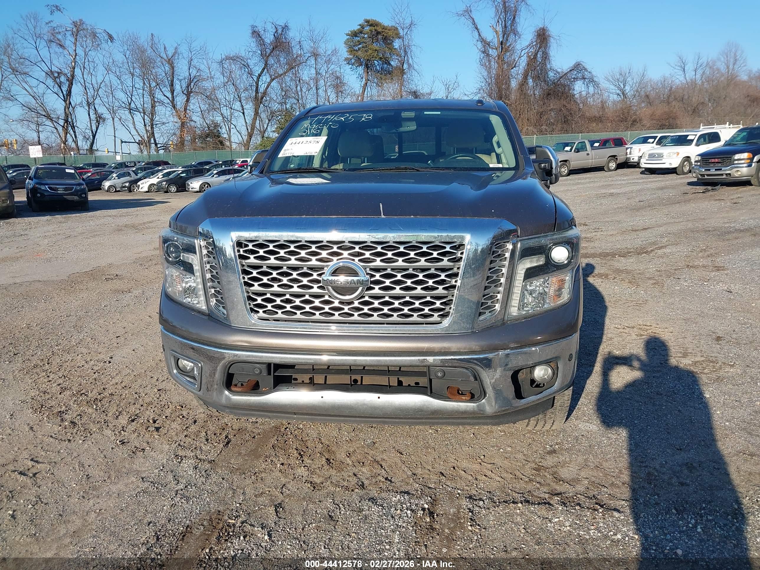 NISSAN TITAN image 6