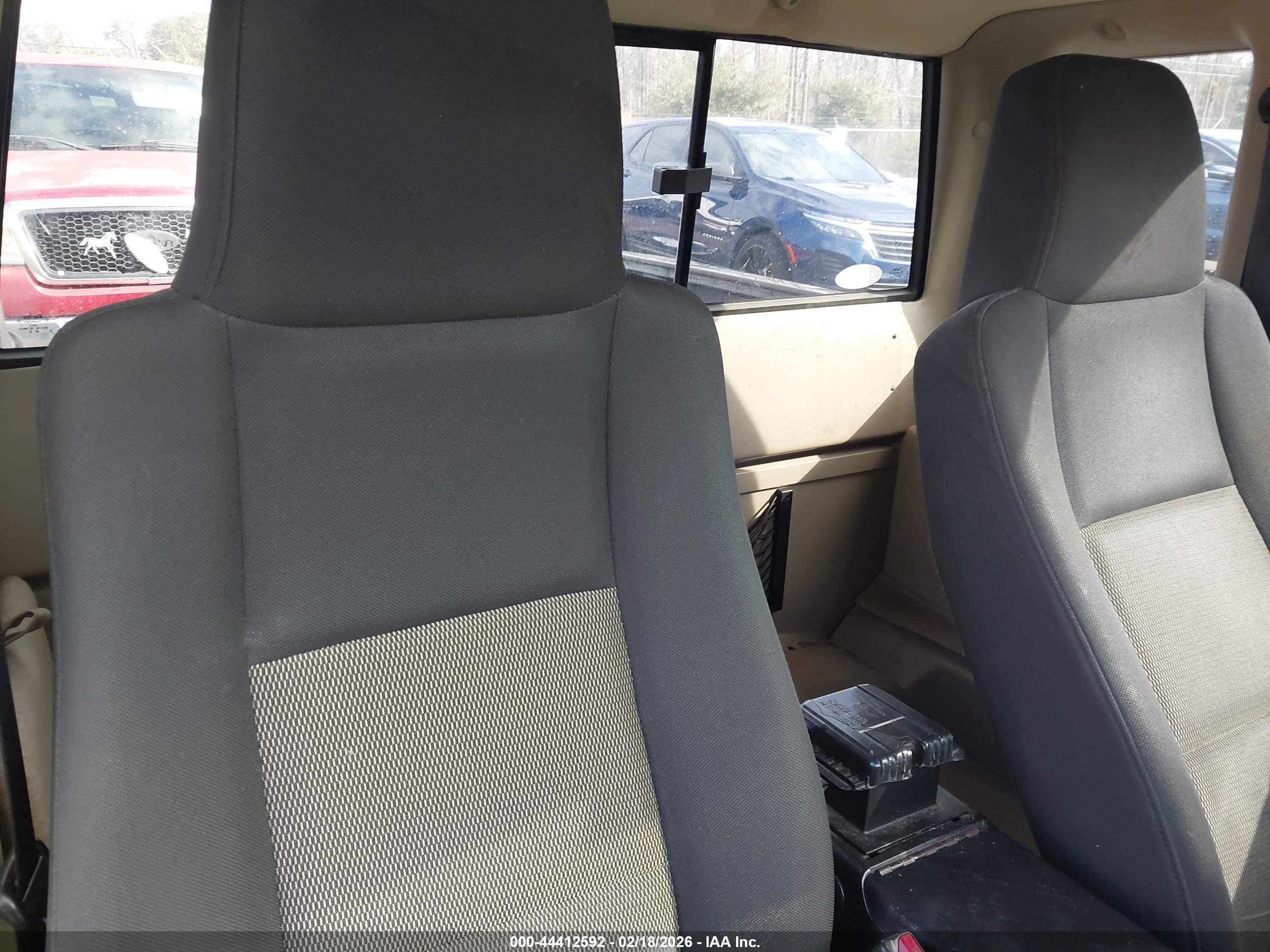 FORD RANGER image 8