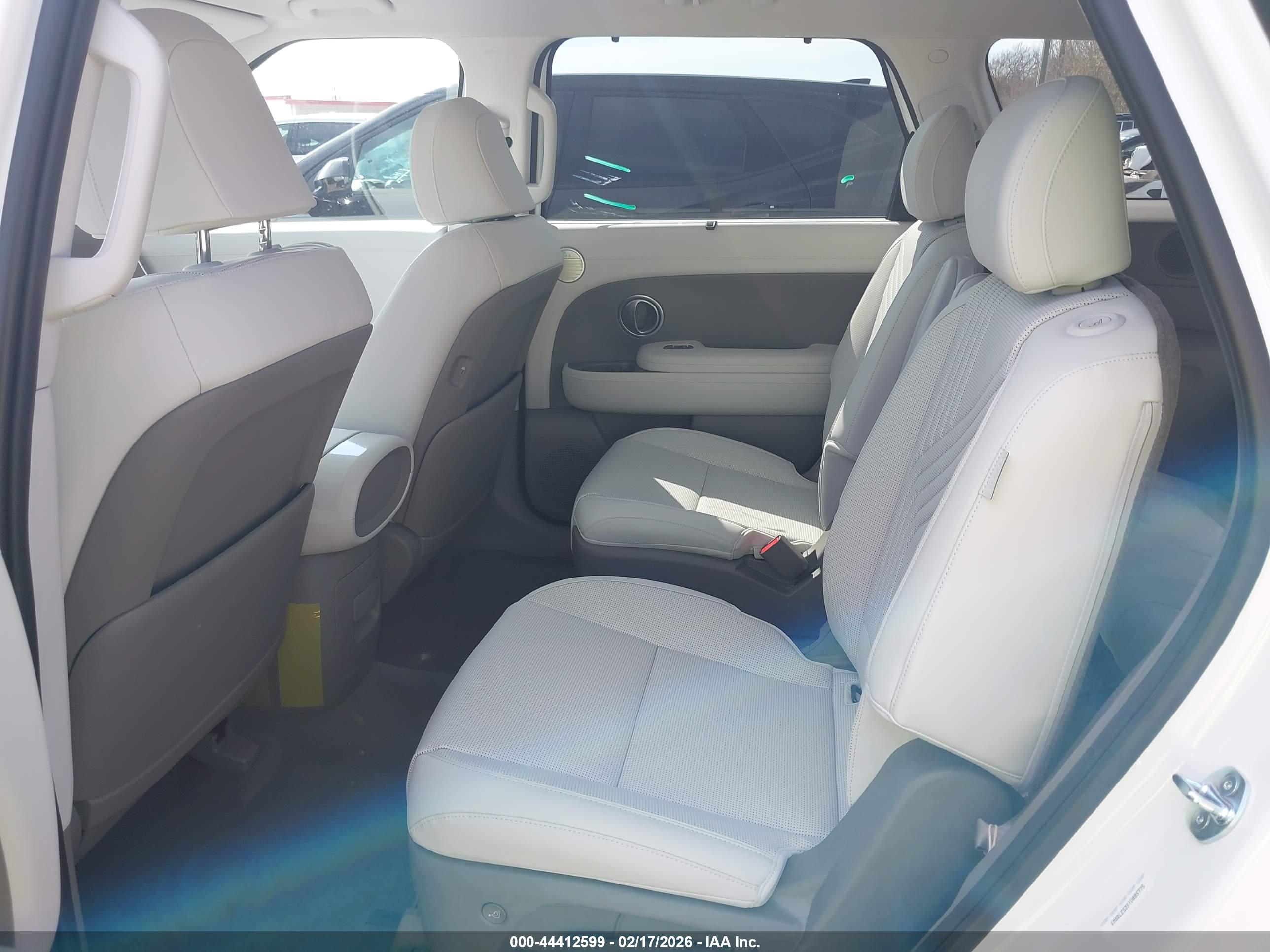 HYUNDAI PALISADE image 8