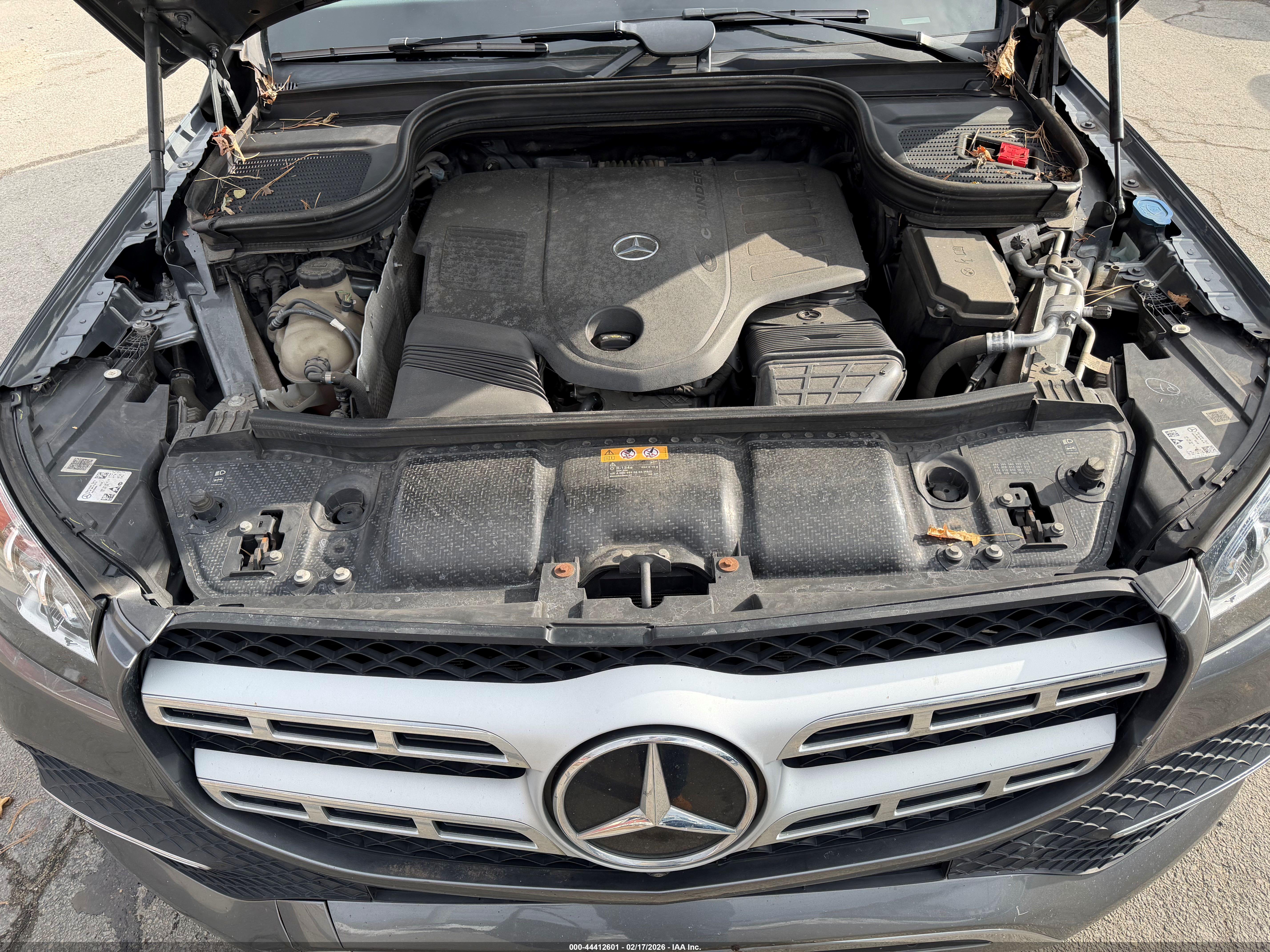 MERCEDES-BENZ GLS image 10