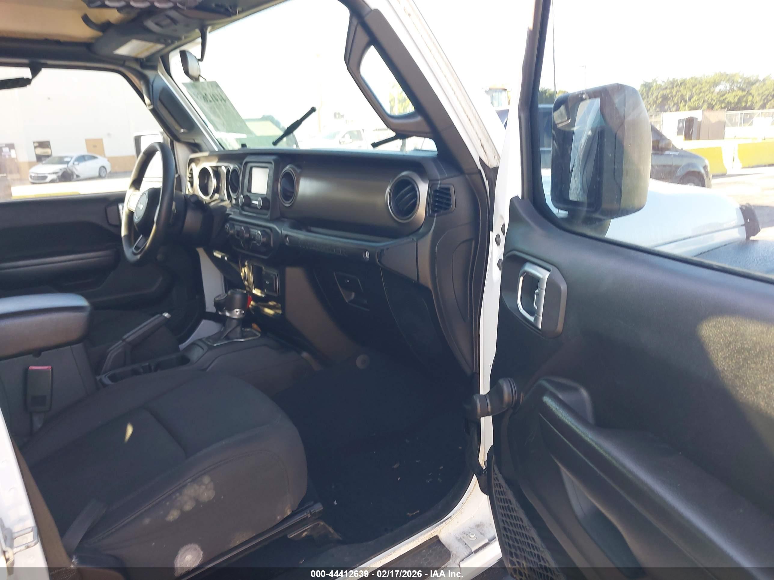 JEEP WRANGLER image 5