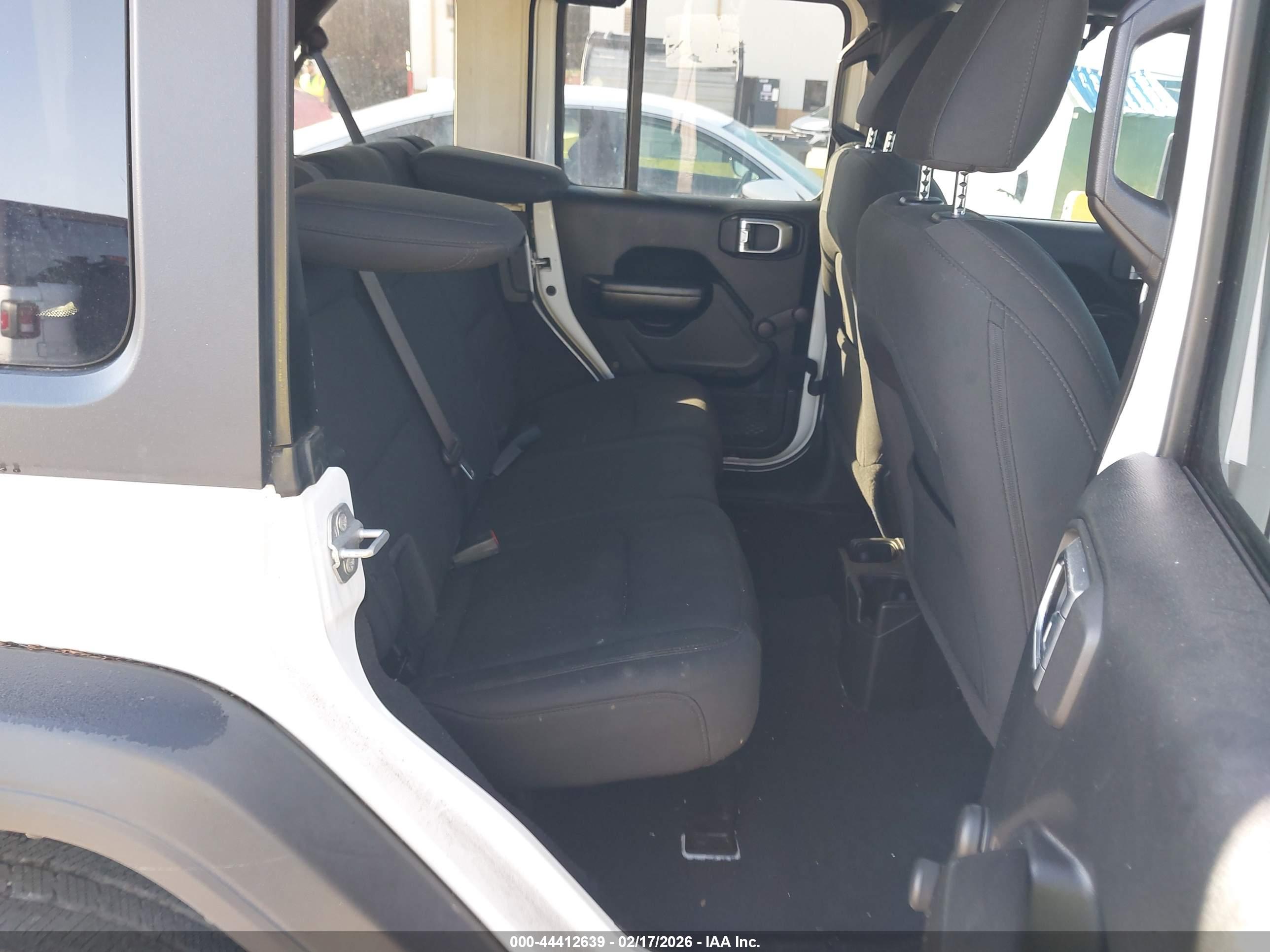 JEEP WRANGLER image 8
