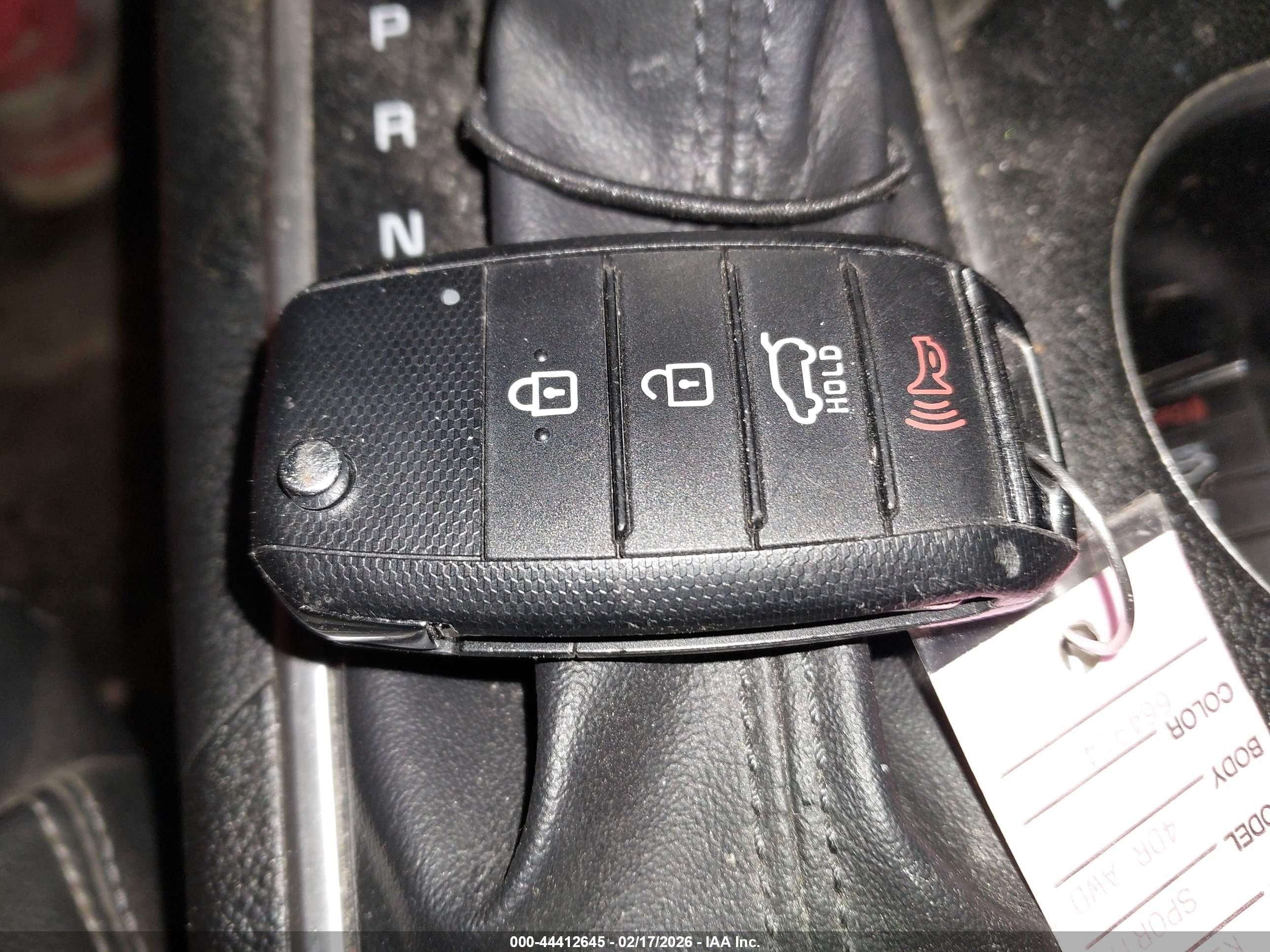 KIA SPORTAGE image 11