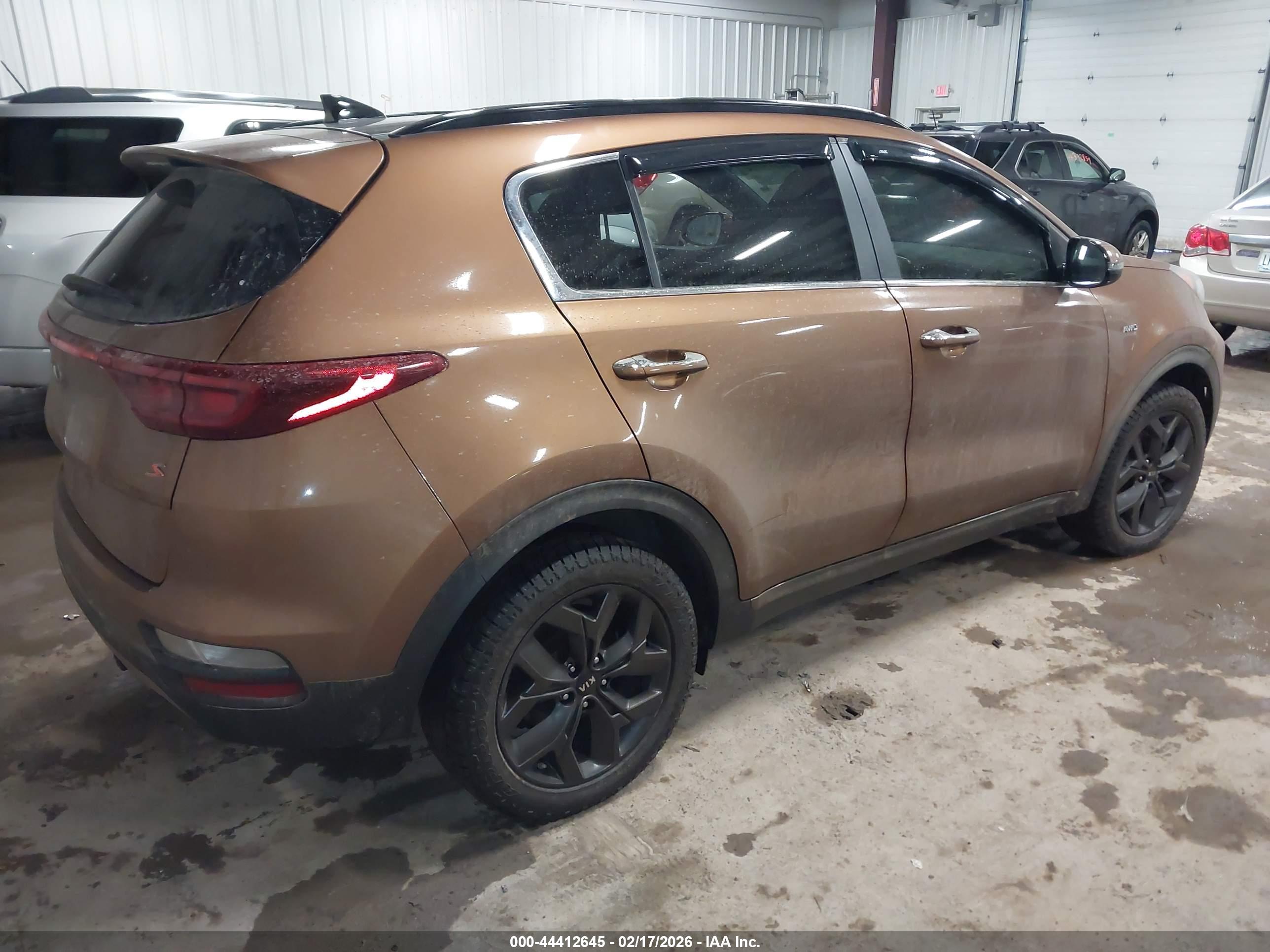 KIA SPORTAGE image 4