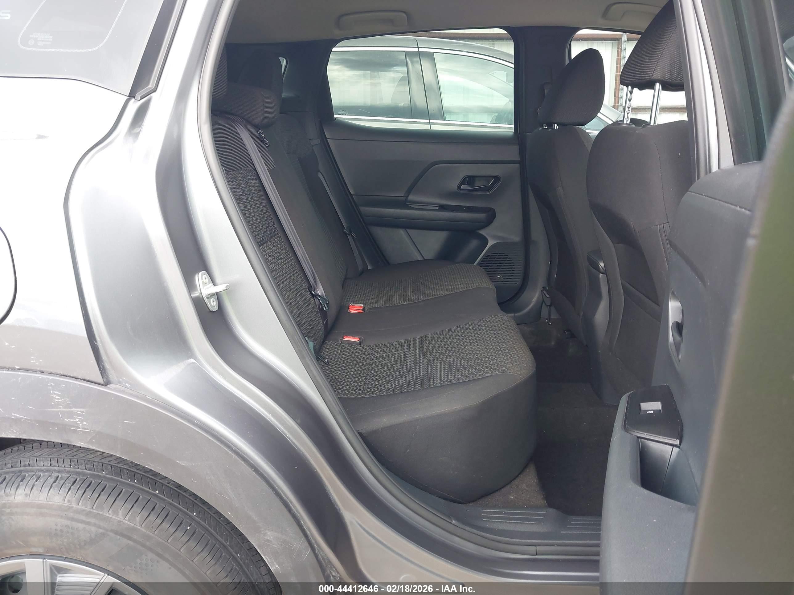 NISSAN KICKS image 8