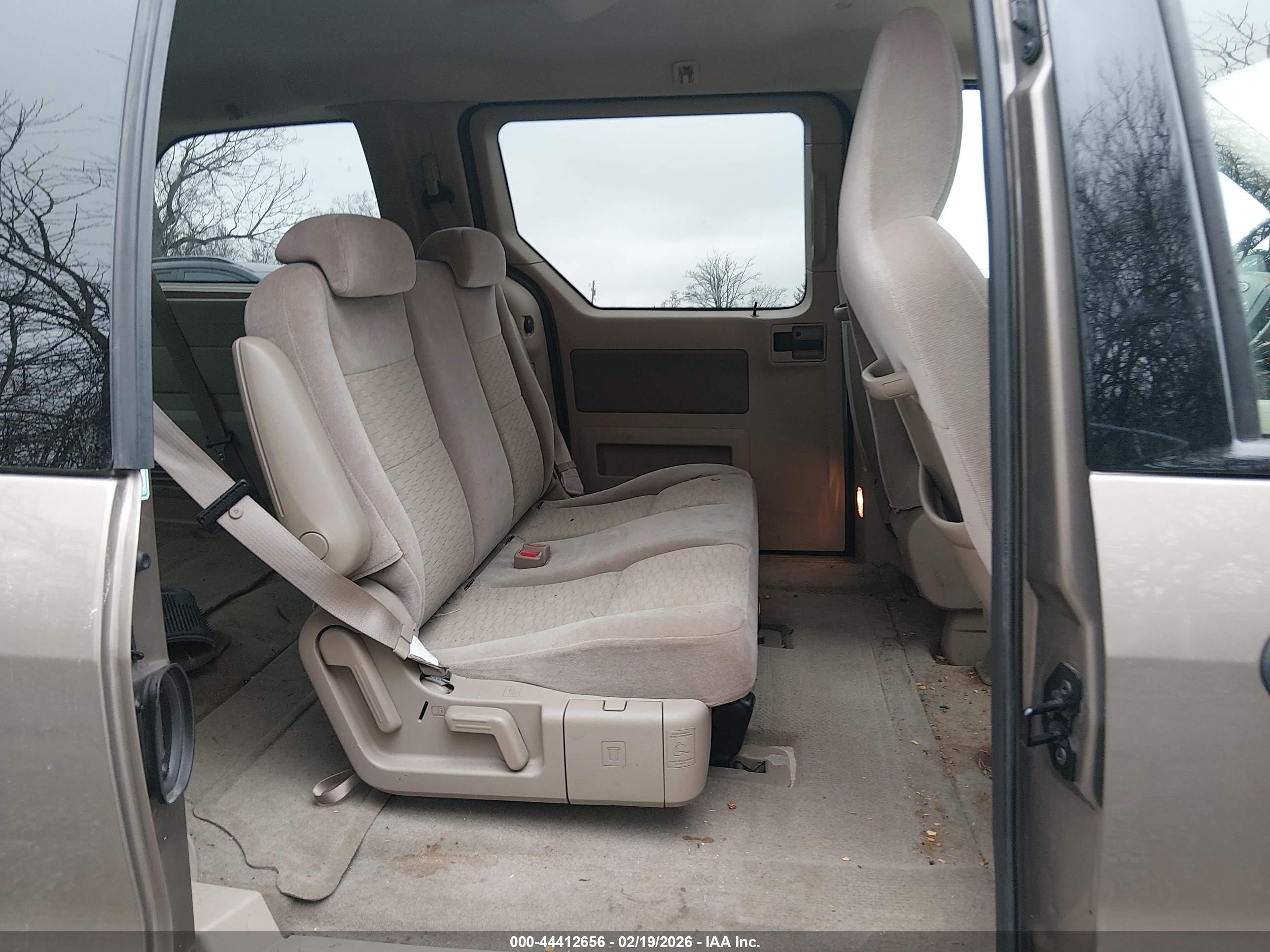 FORD FREESTAR image 8