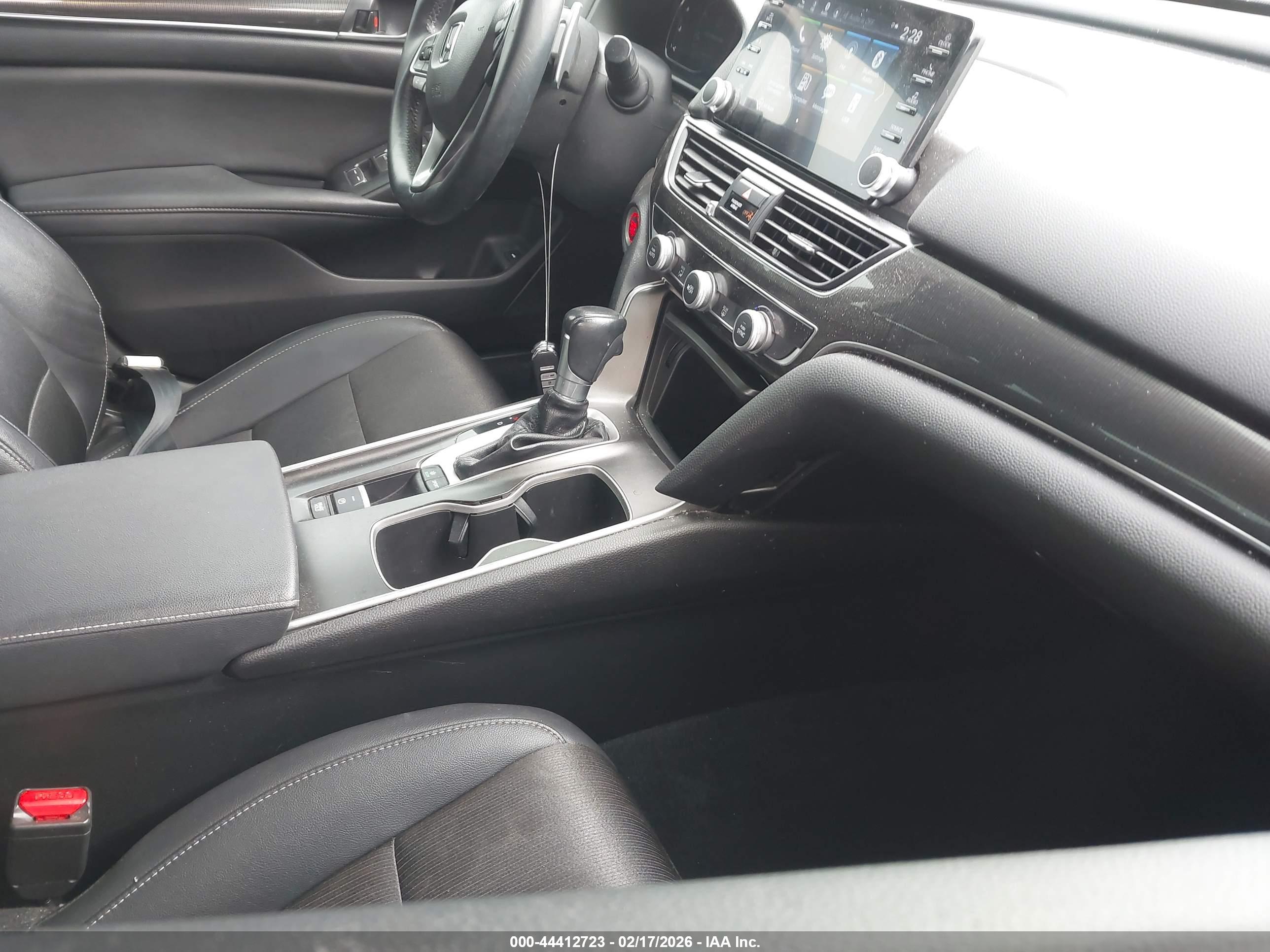 HONDA ACCORD image 5